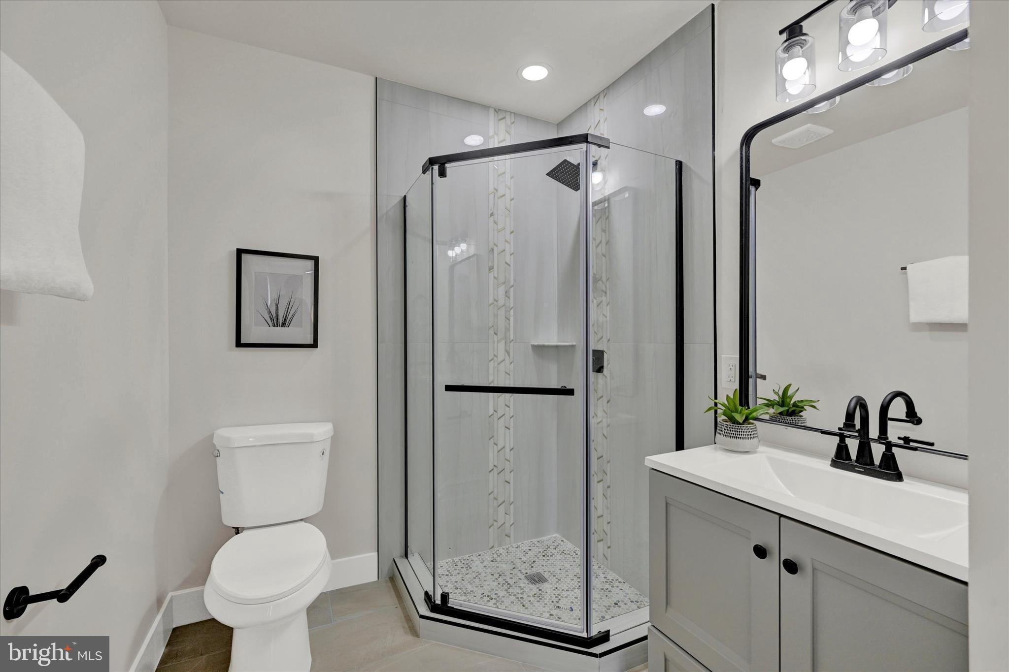 2905 WESTFIELD AVENUE