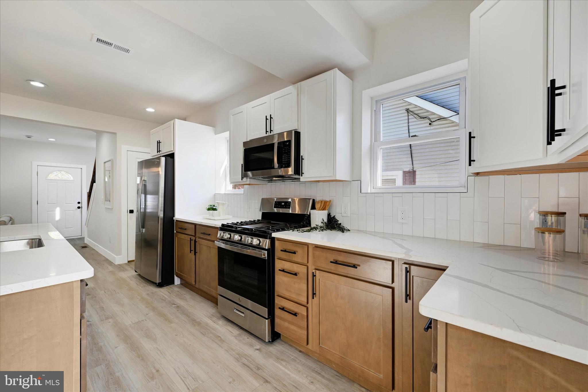 2905 WESTFIELD AVENUE