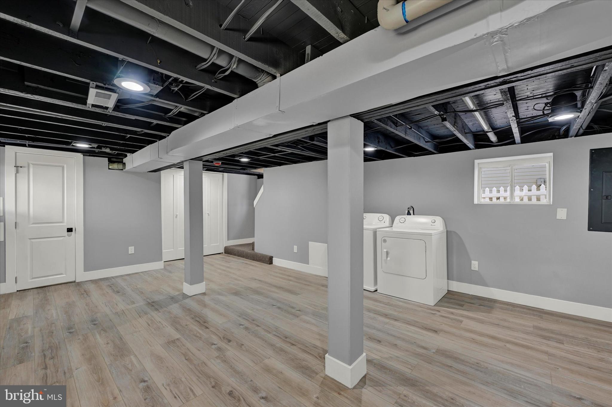 2905 WESTFIELD AVENUE