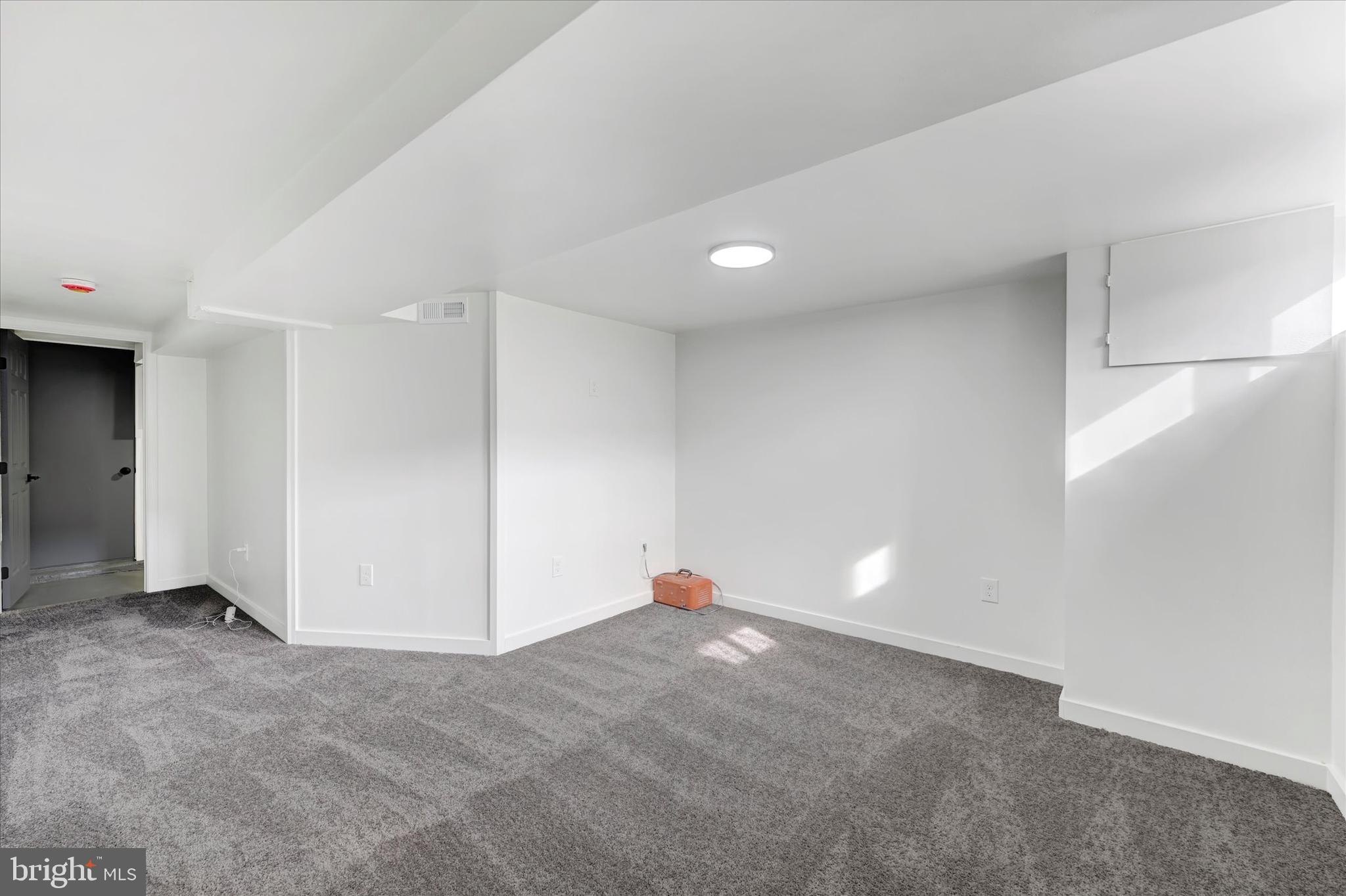 4750 HOMESDALE AVENUE