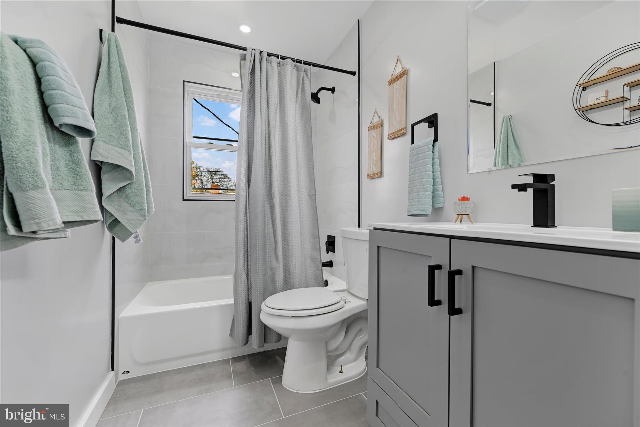 4750 HOMESDALE AVENUE