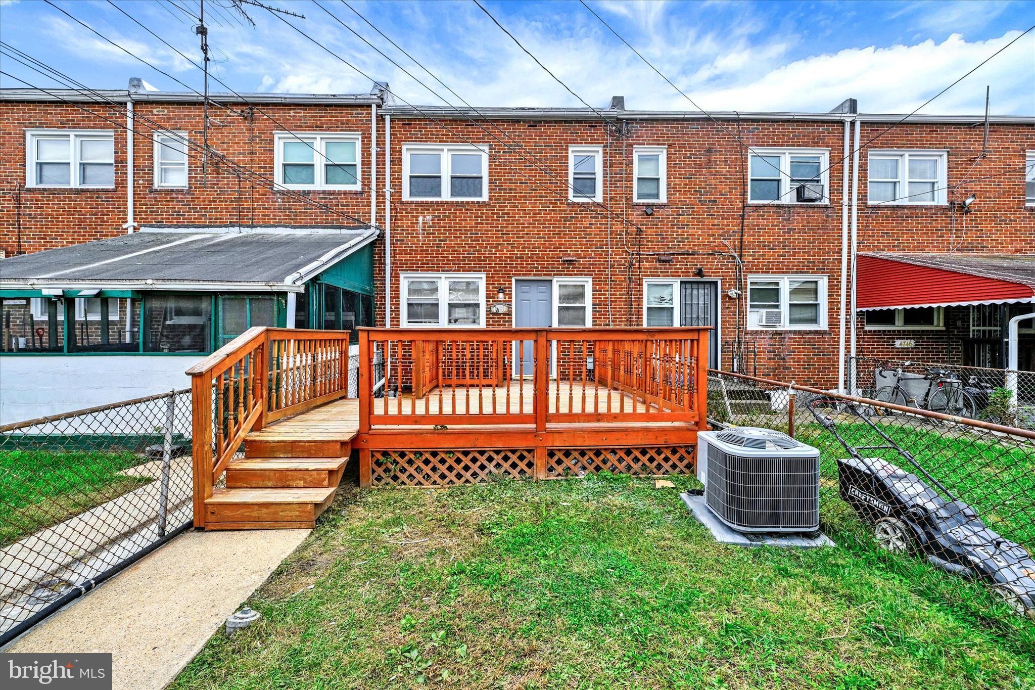 4750 HOMESDALE AVENUE