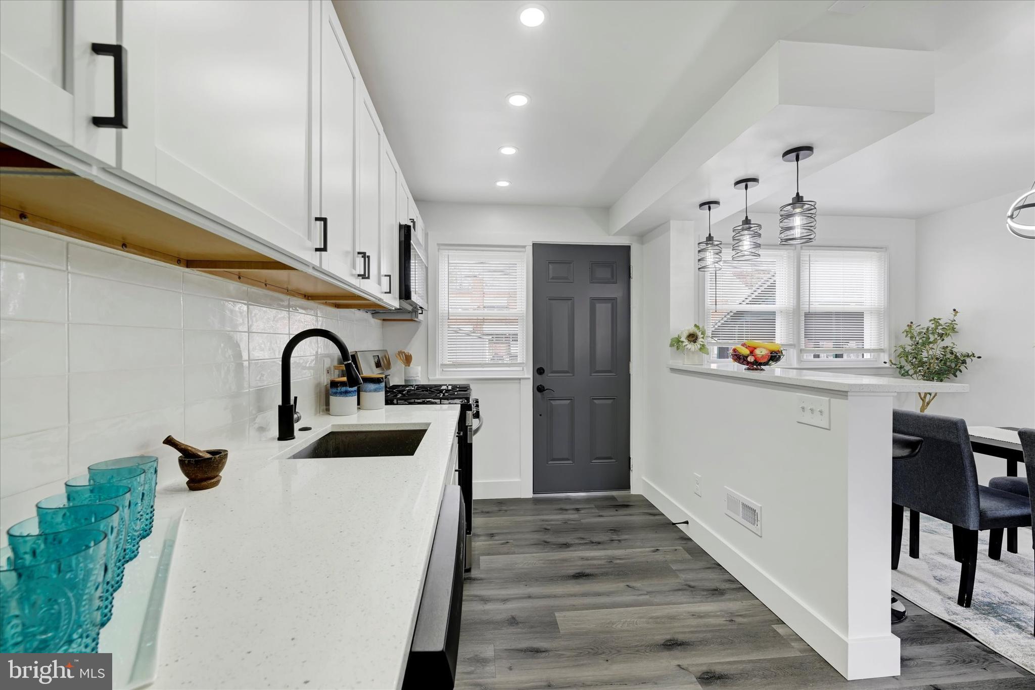 4750 HOMESDALE AVENUE