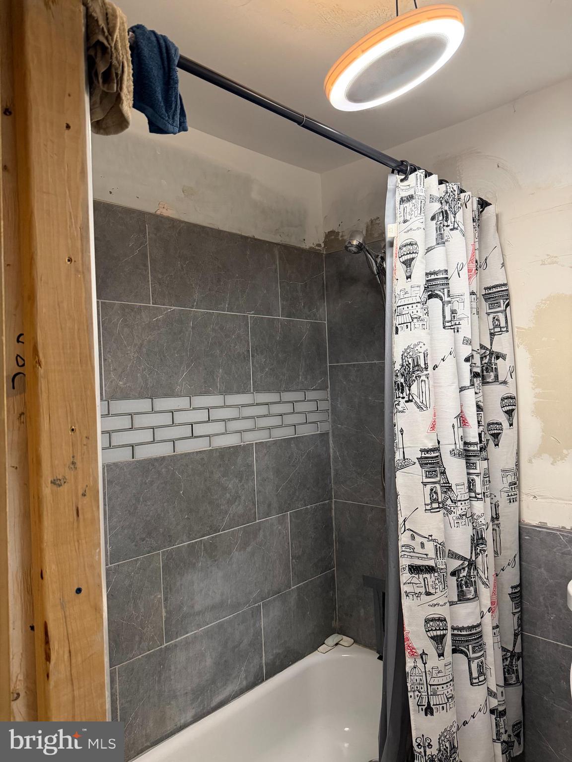 2818 WOODBROOK AVENUE