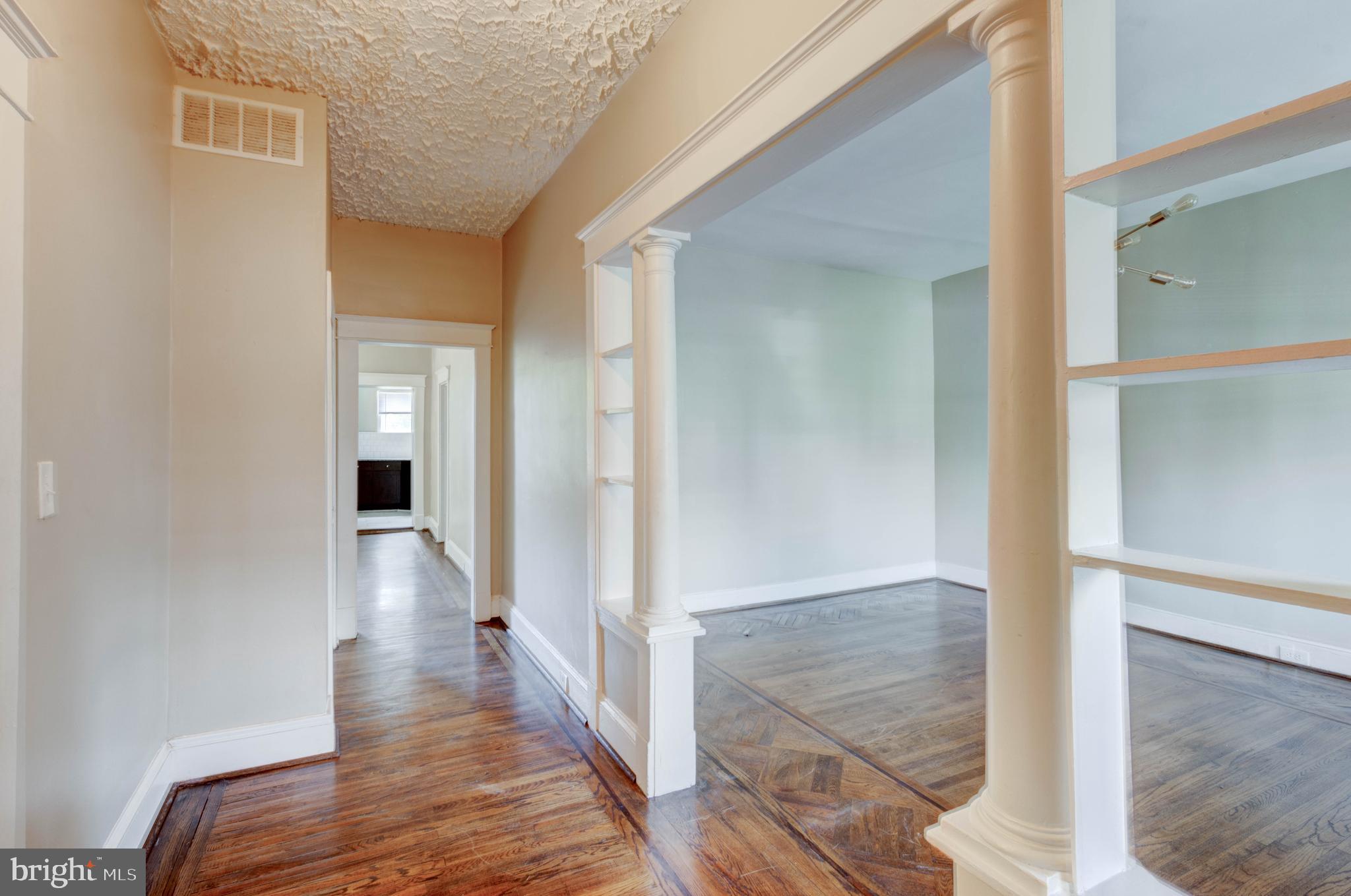 2515 LOYOLA SOUTHWAY