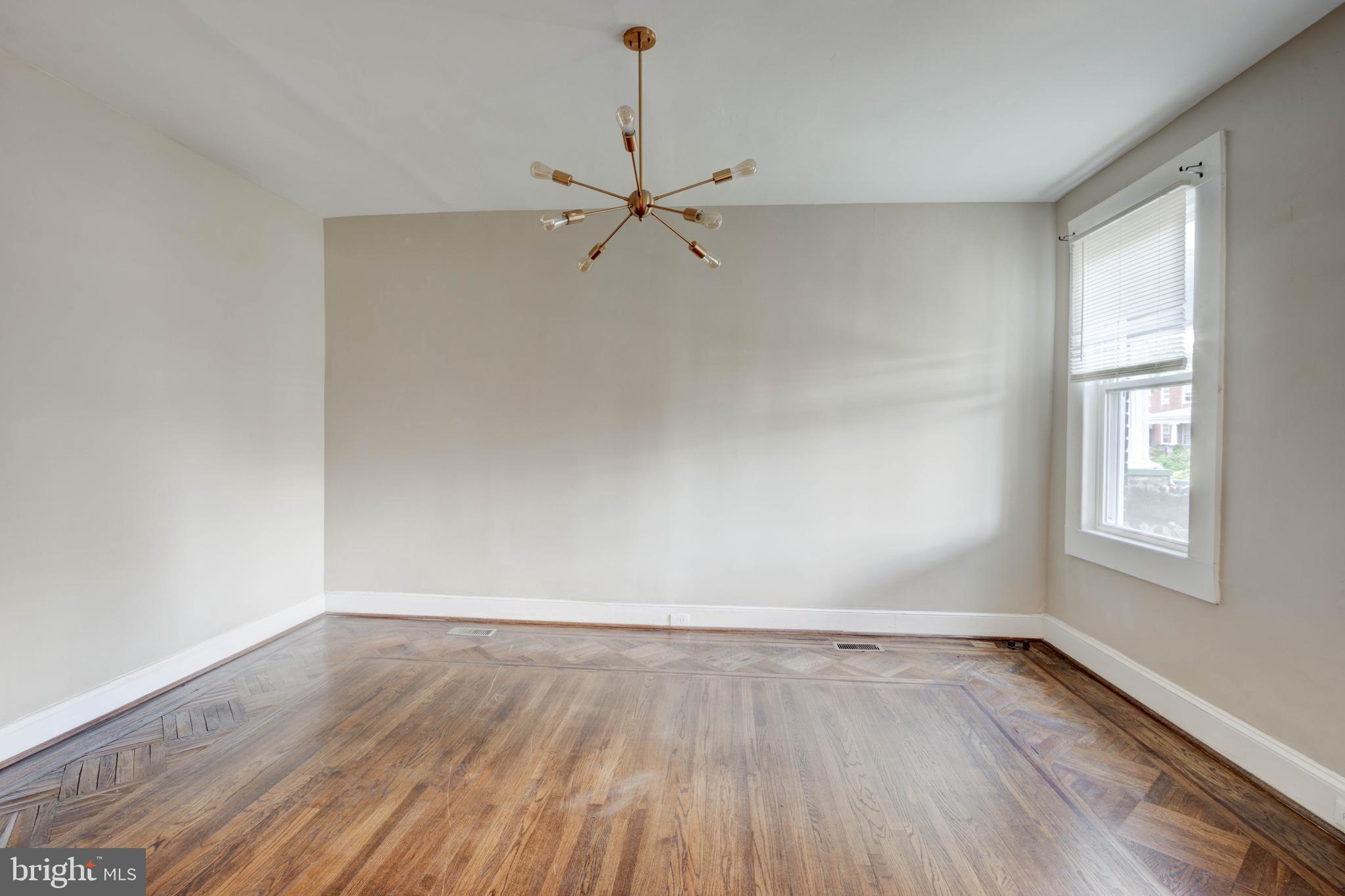 2515 LOYOLA SOUTHWAY