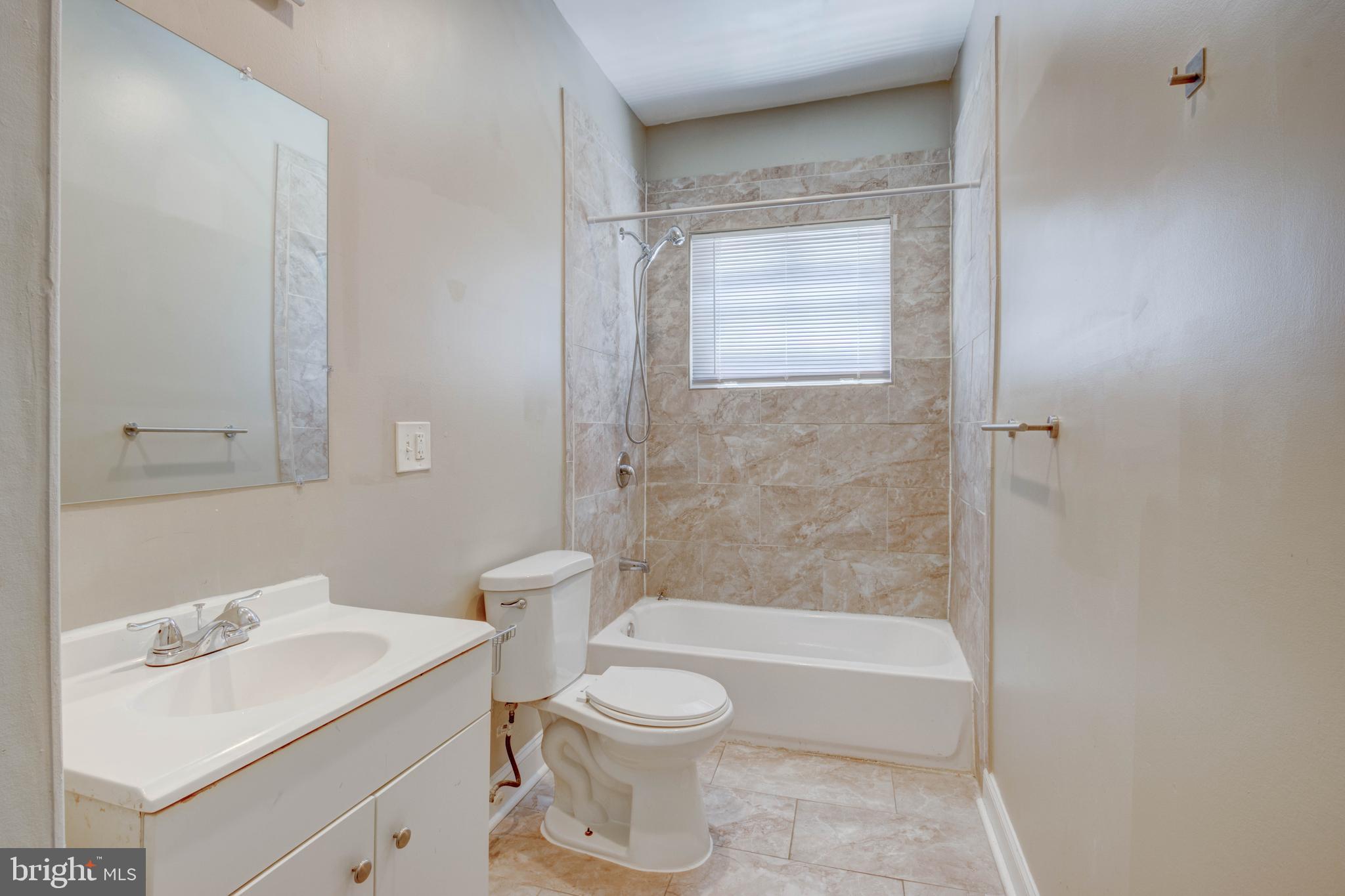 2515 LOYOLA SOUTHWAY