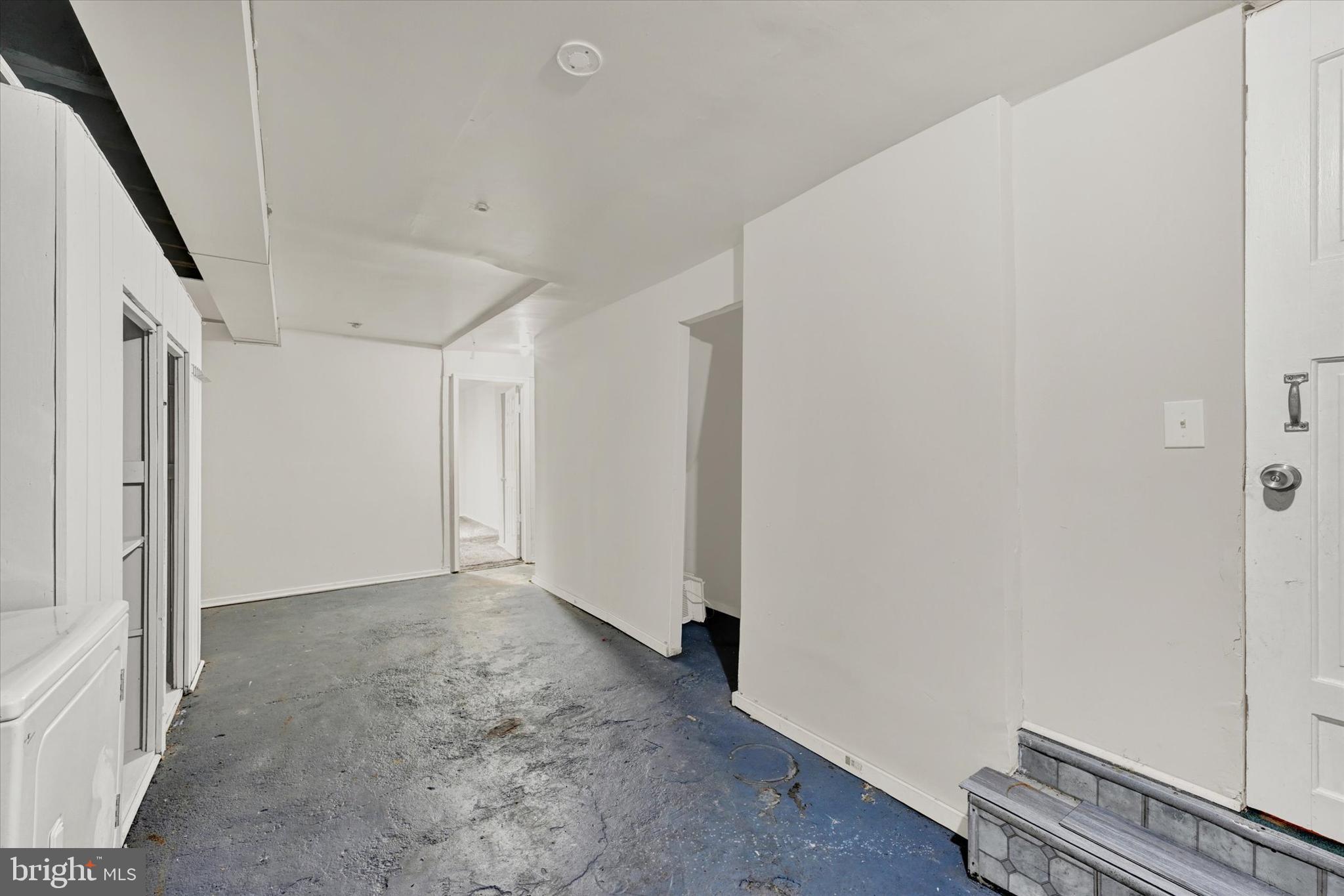 3408 E FAIRMOUNT AVENUE