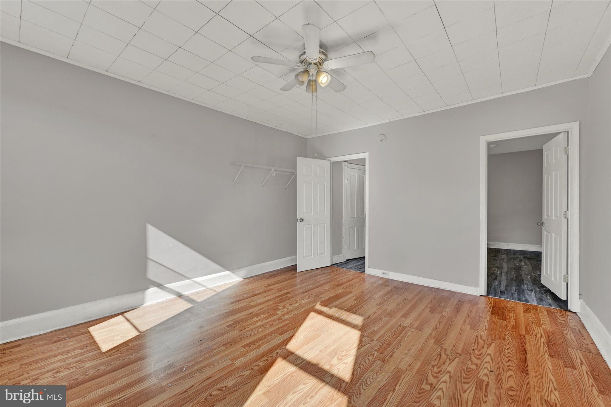 3408 E FAIRMOUNT AVENUE