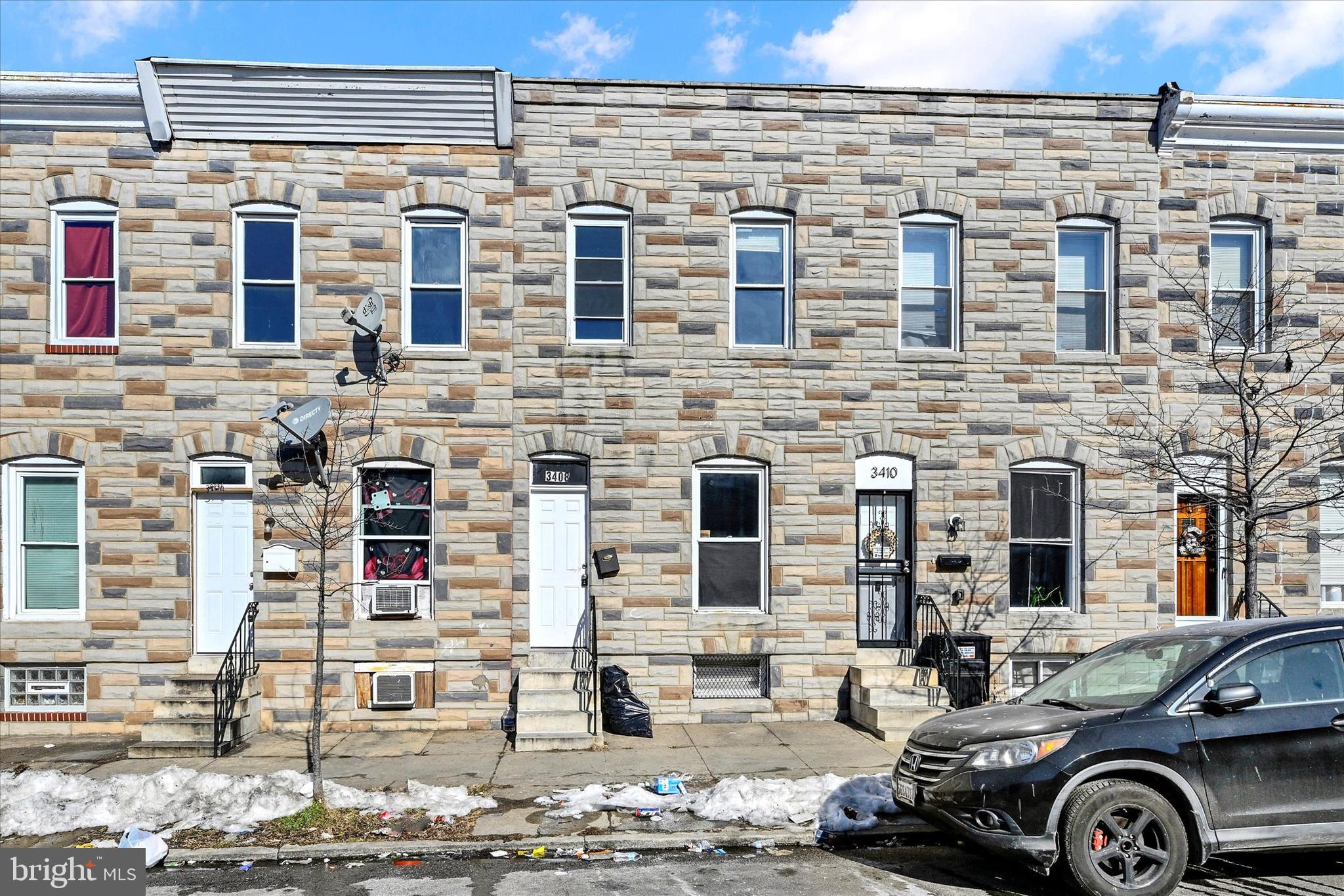 3408 E FAIRMOUNT AVENUE