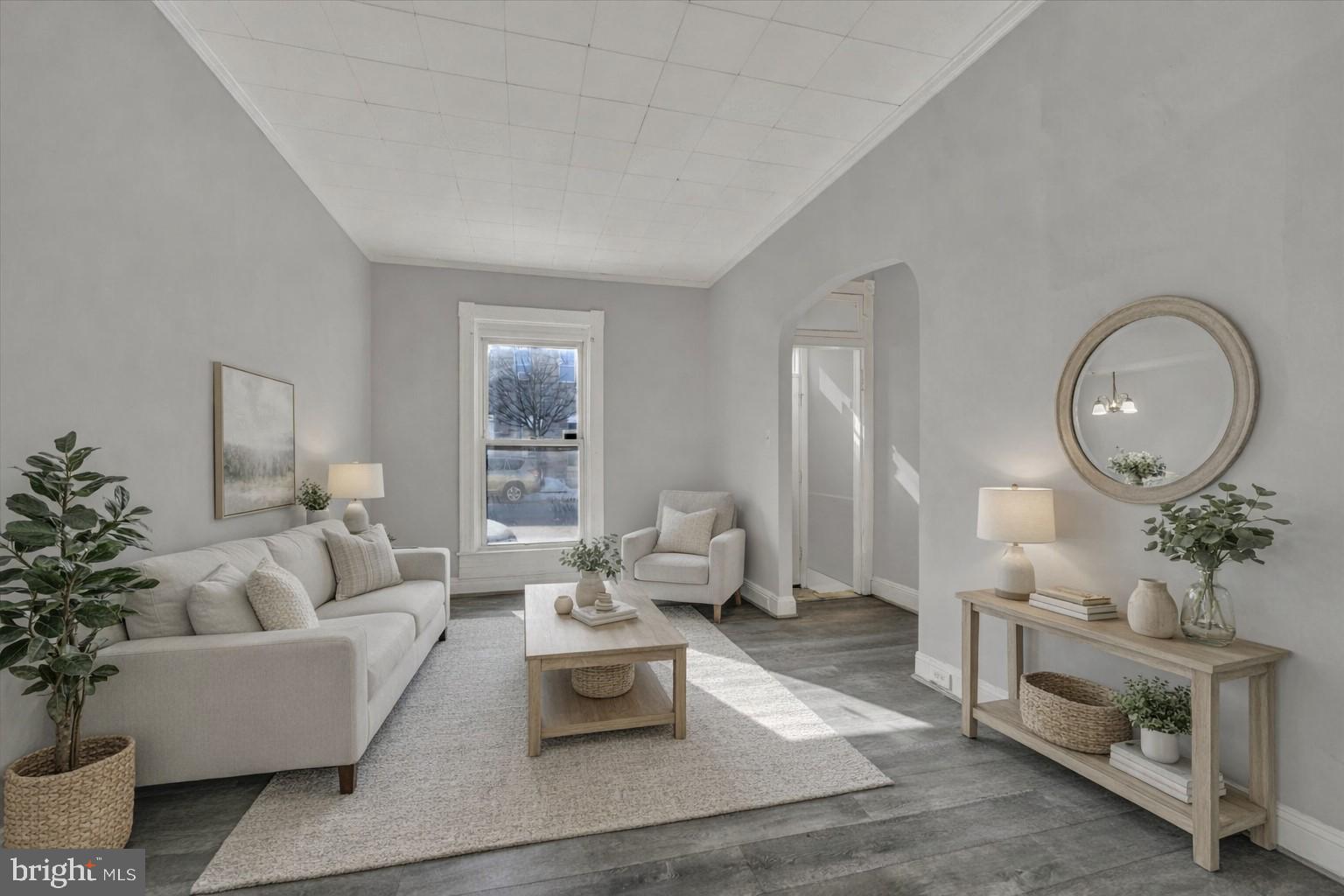 3408 E FAIRMOUNT AVENUE