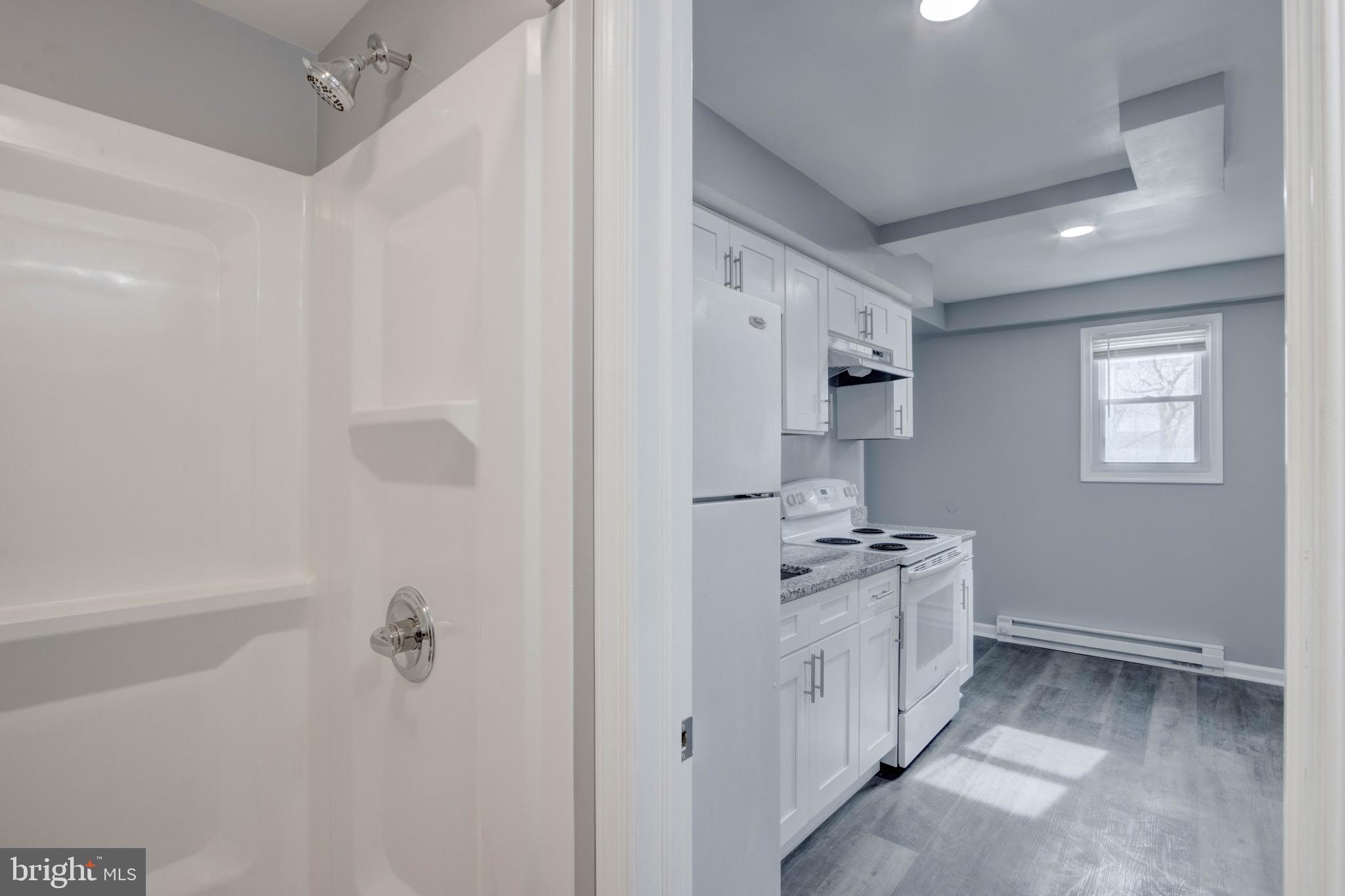 4008 PRIMROSE AVENUE