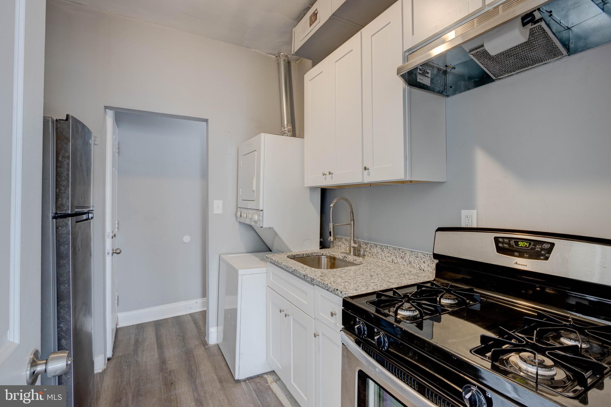 4008 PRIMROSE AVENUE