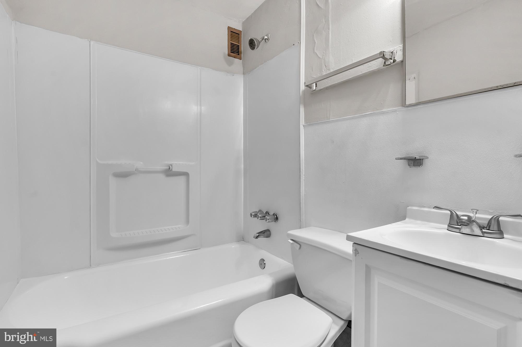 4008 PRIMROSE AVENUE