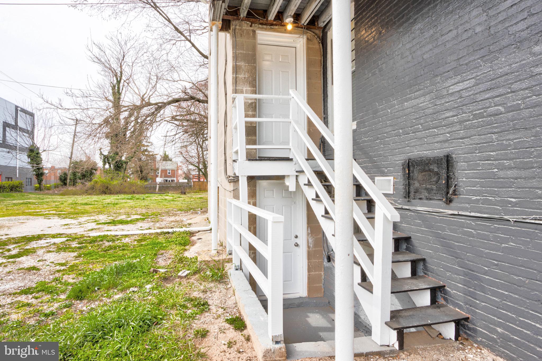 4008 PRIMROSE AVENUE