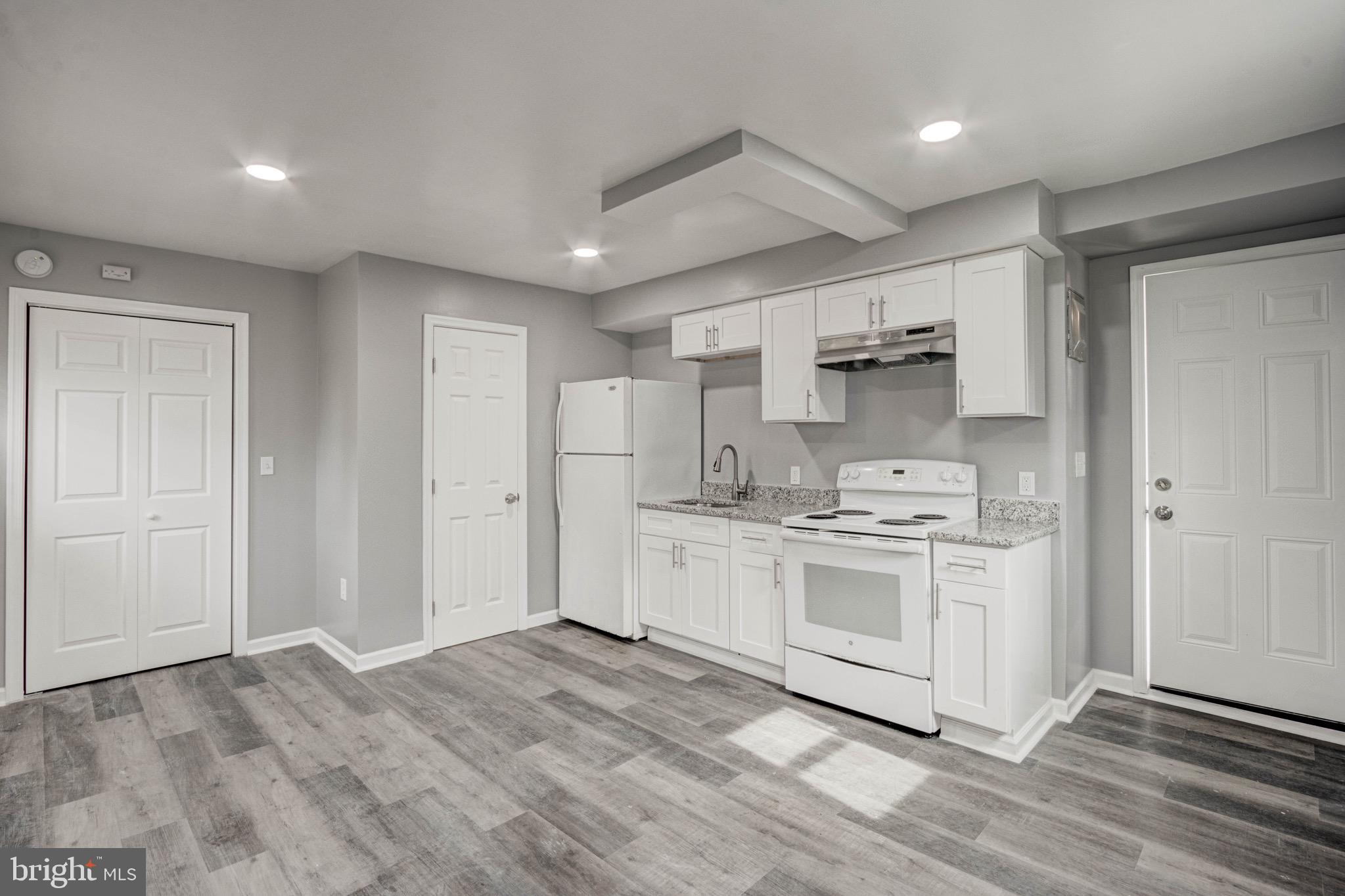 4008 PRIMROSE AVENUE