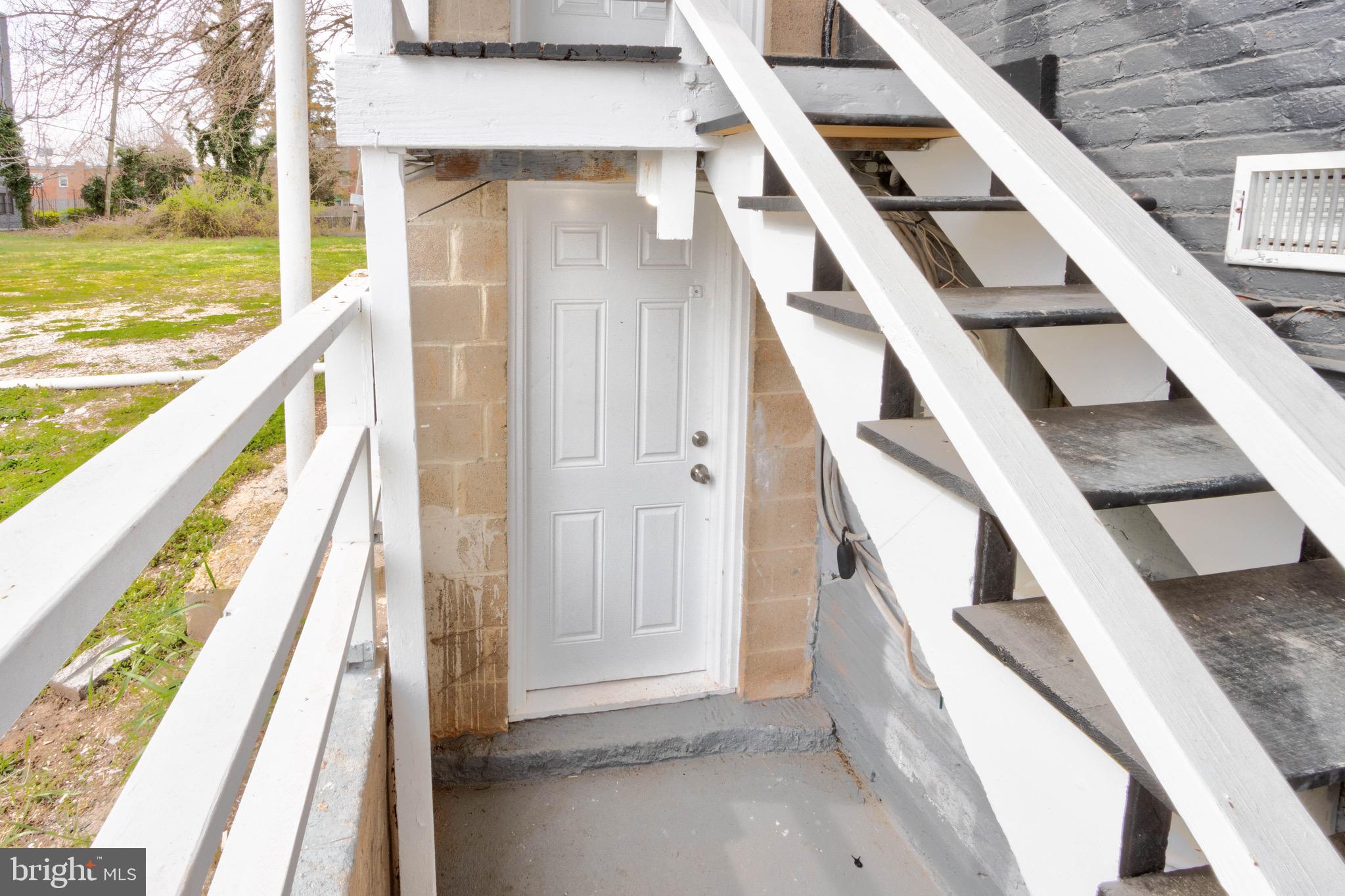 4008 PRIMROSE AVENUE