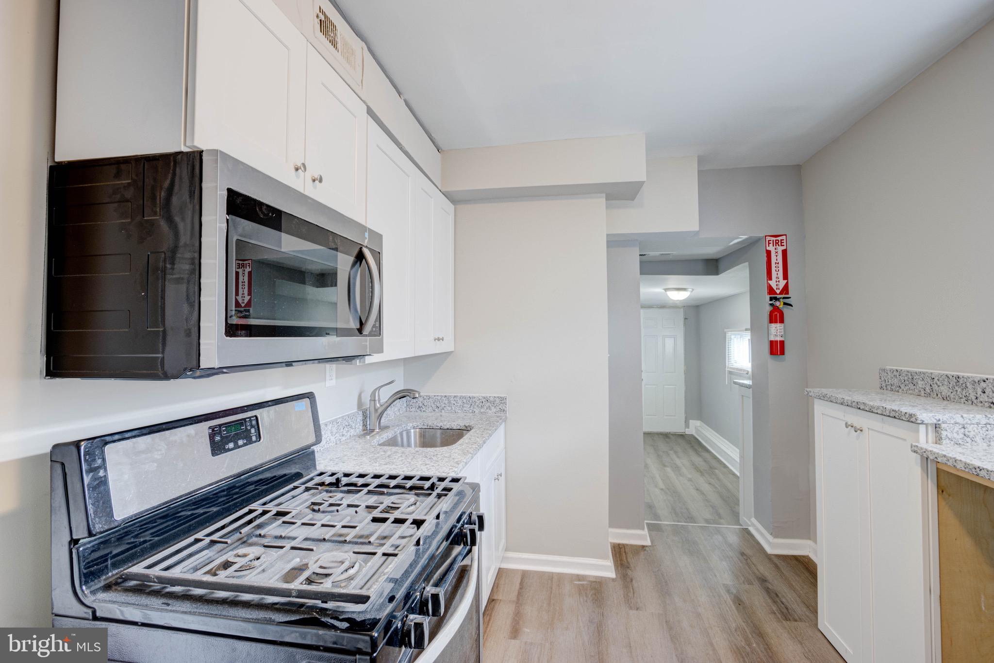 4008 PRIMROSE AVENUE