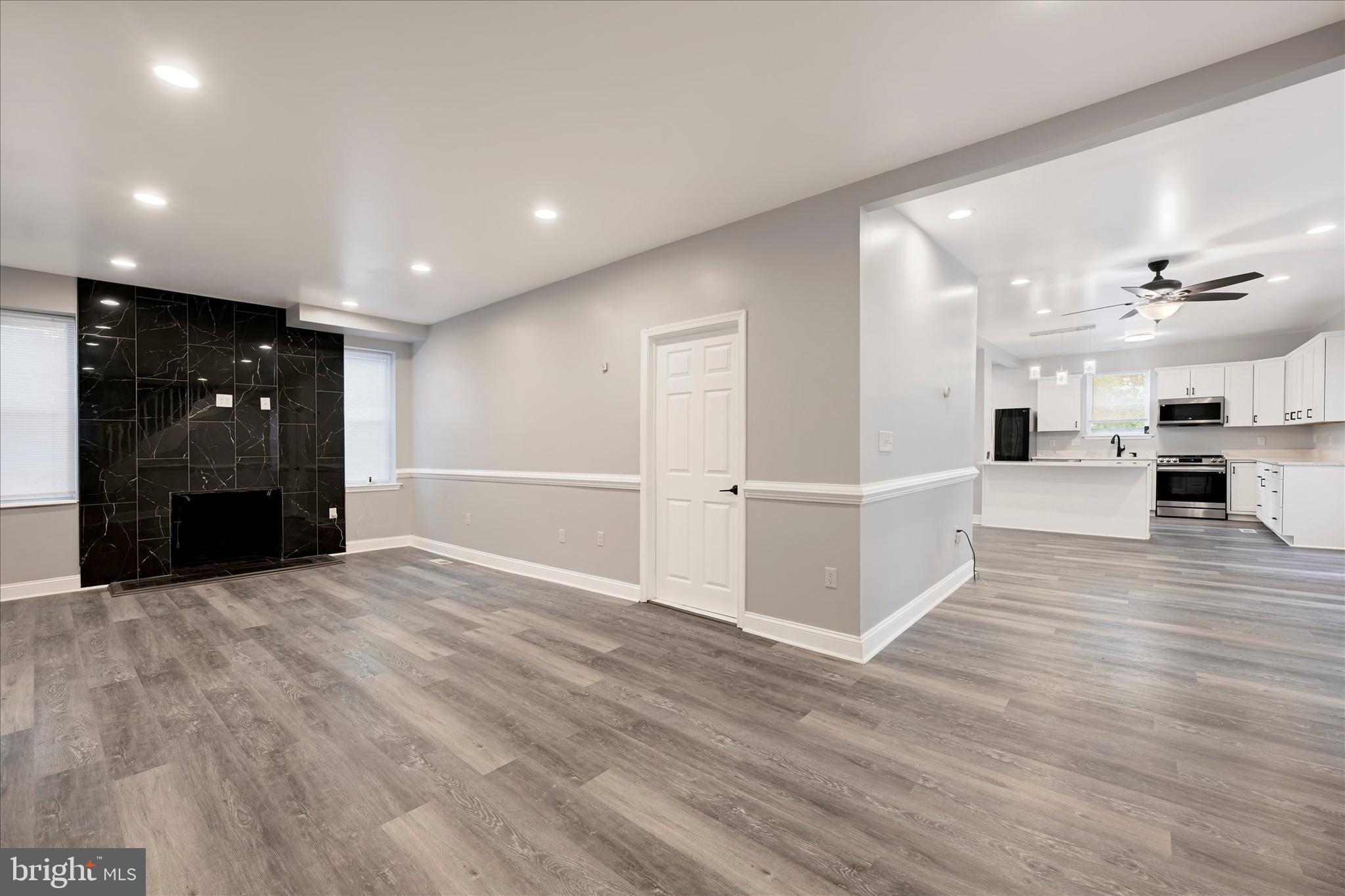 2807 LAWINA ROAD