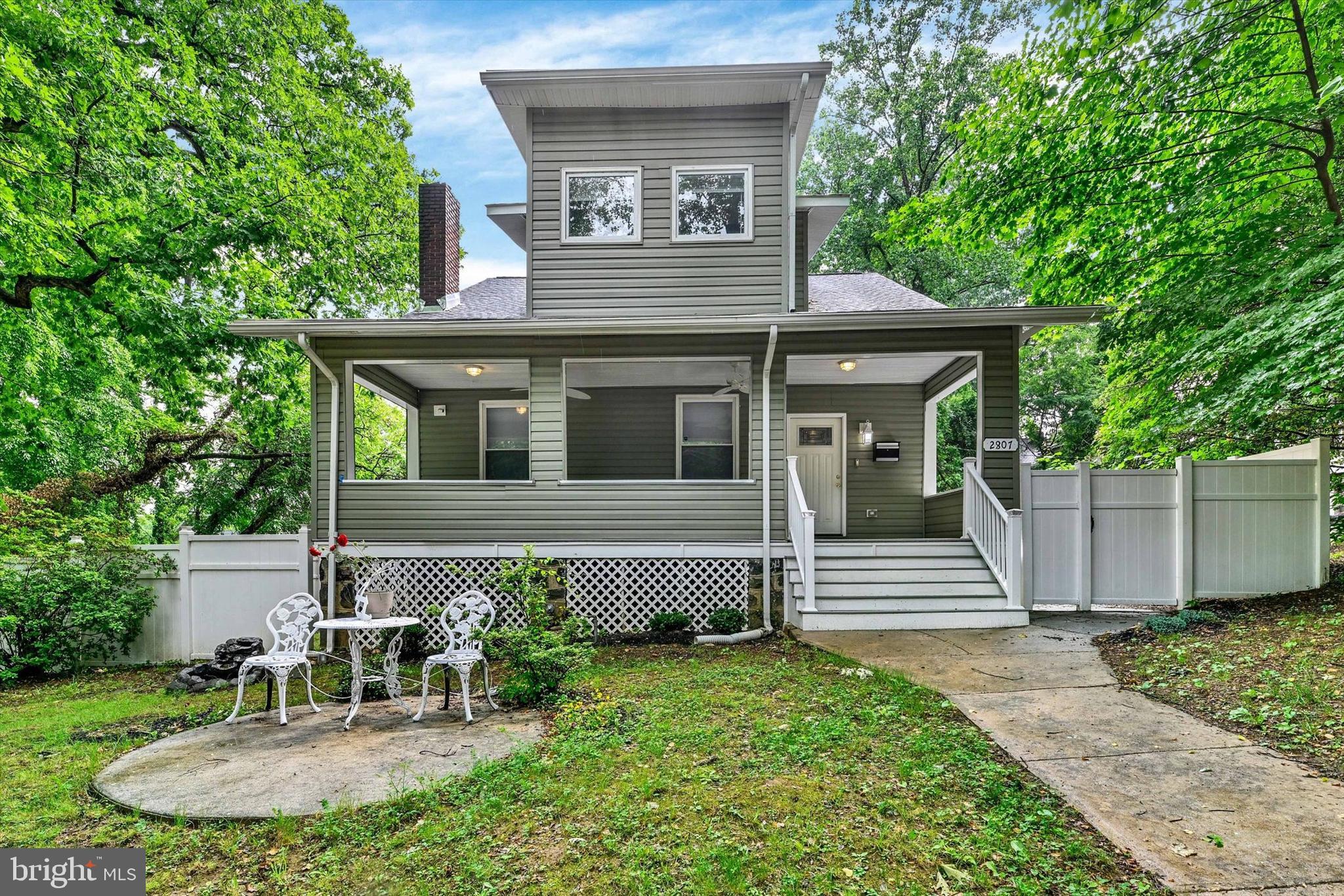 2807 LAWINA ROAD