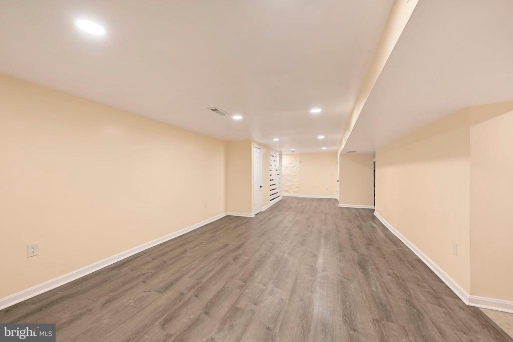 2807 LAWINA ROAD