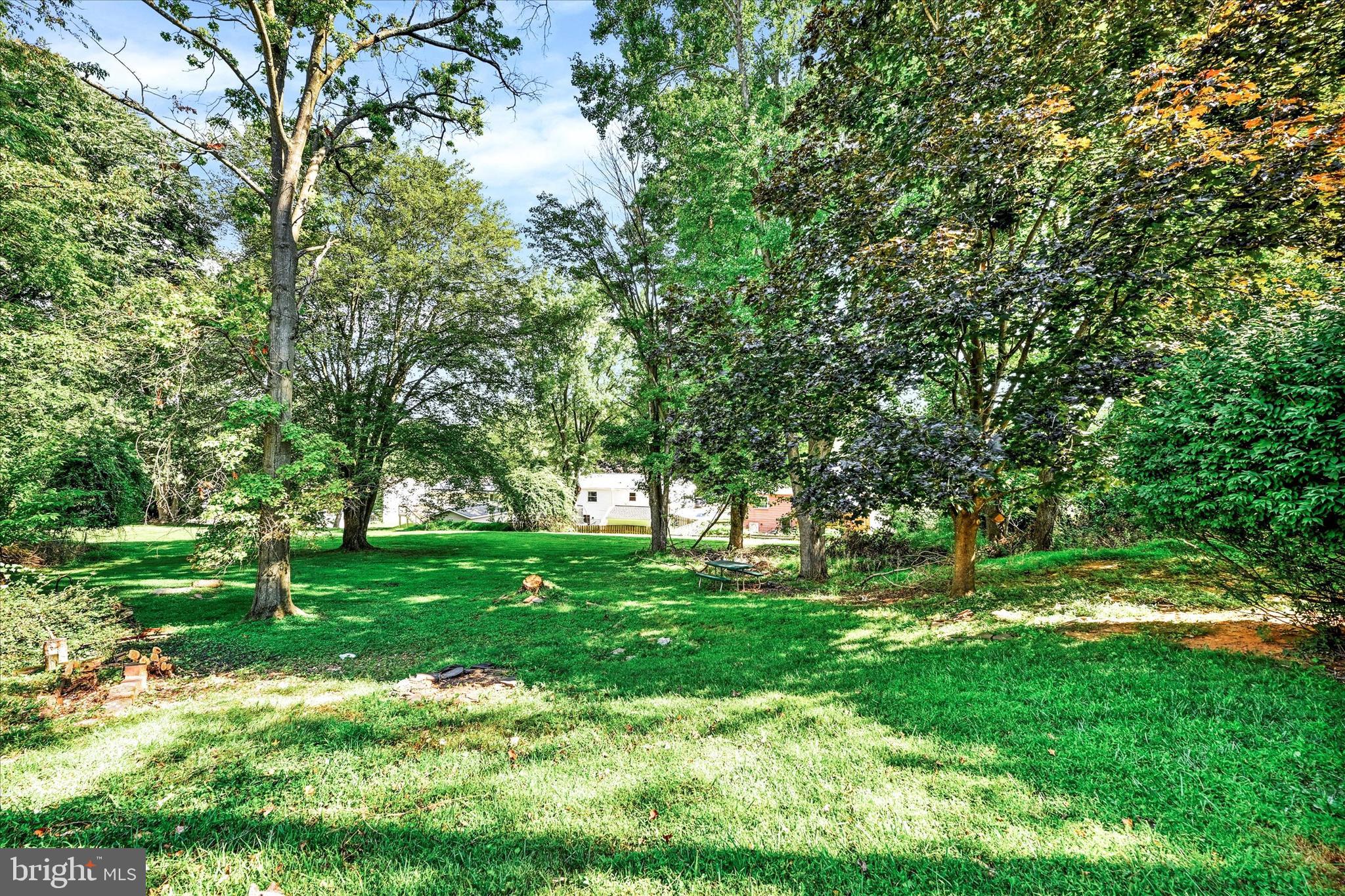 10 Rozina Ct