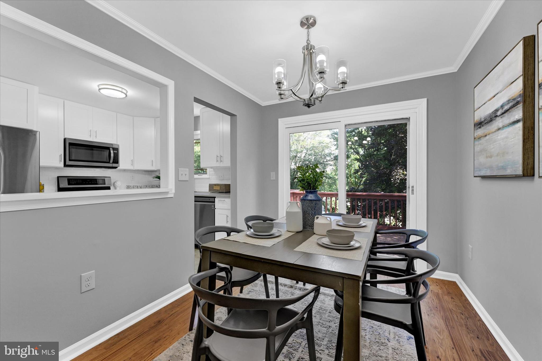 10 Rozina Ct