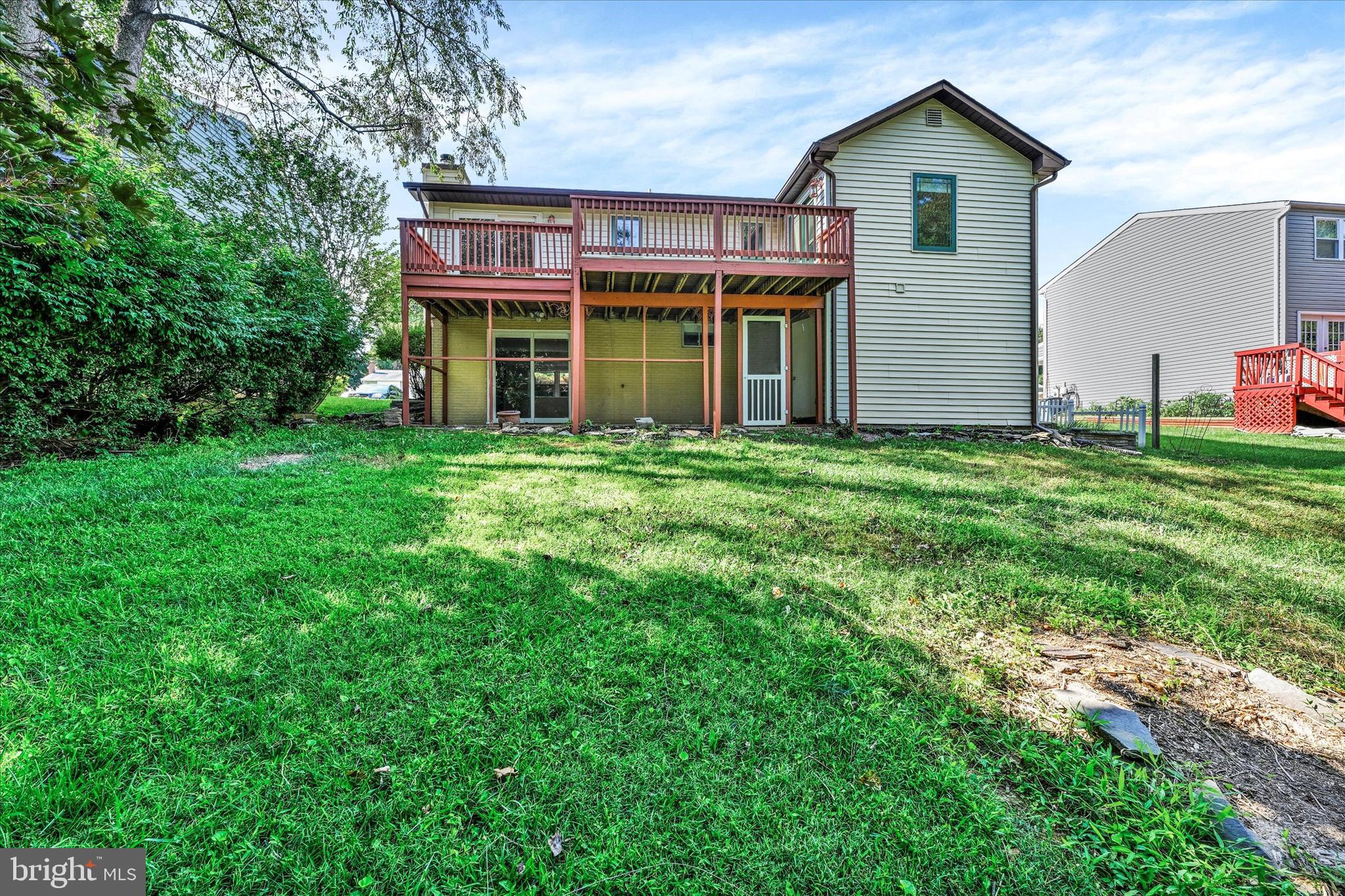 10 Rozina Ct