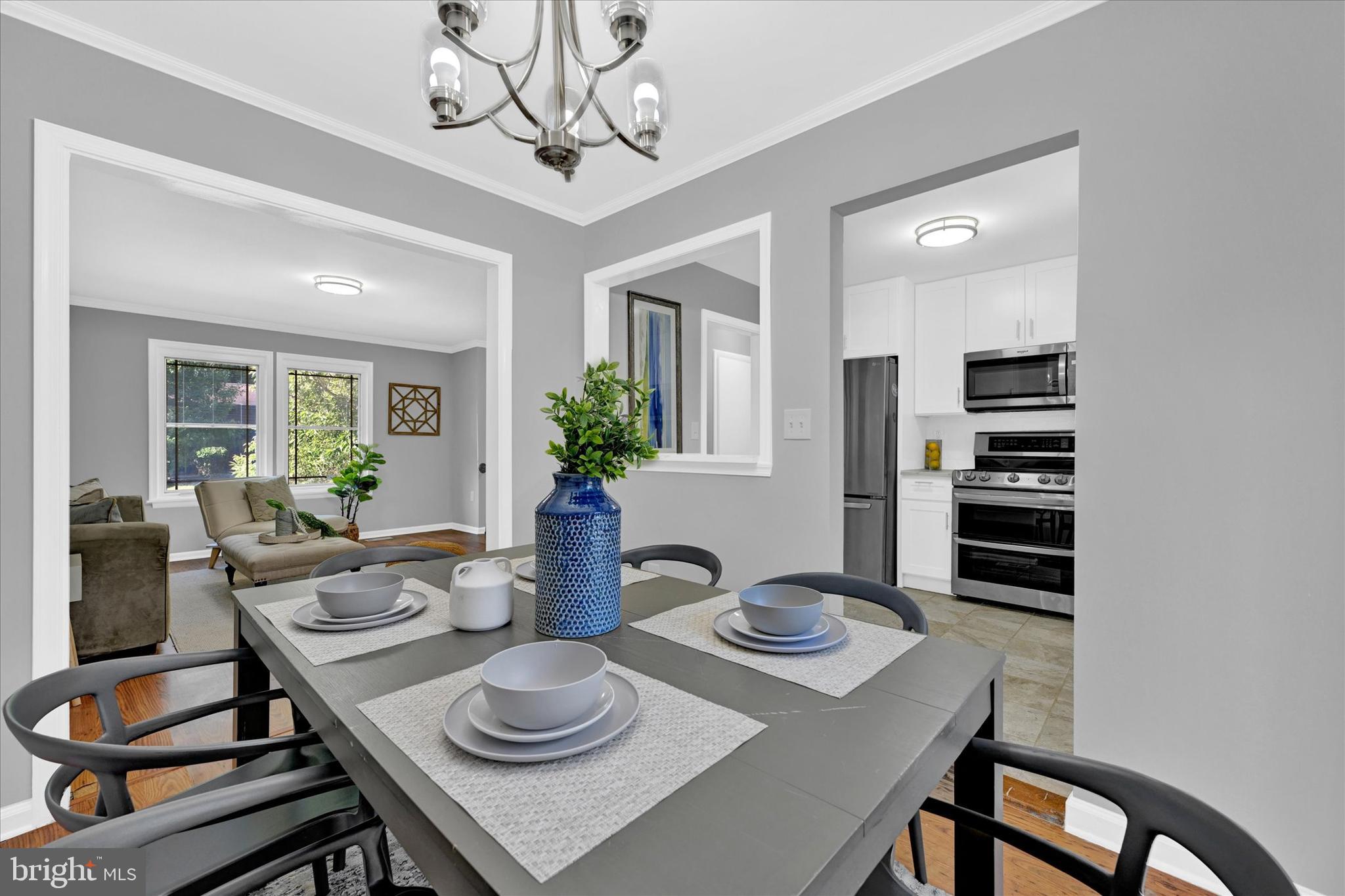 10 Rozina Ct