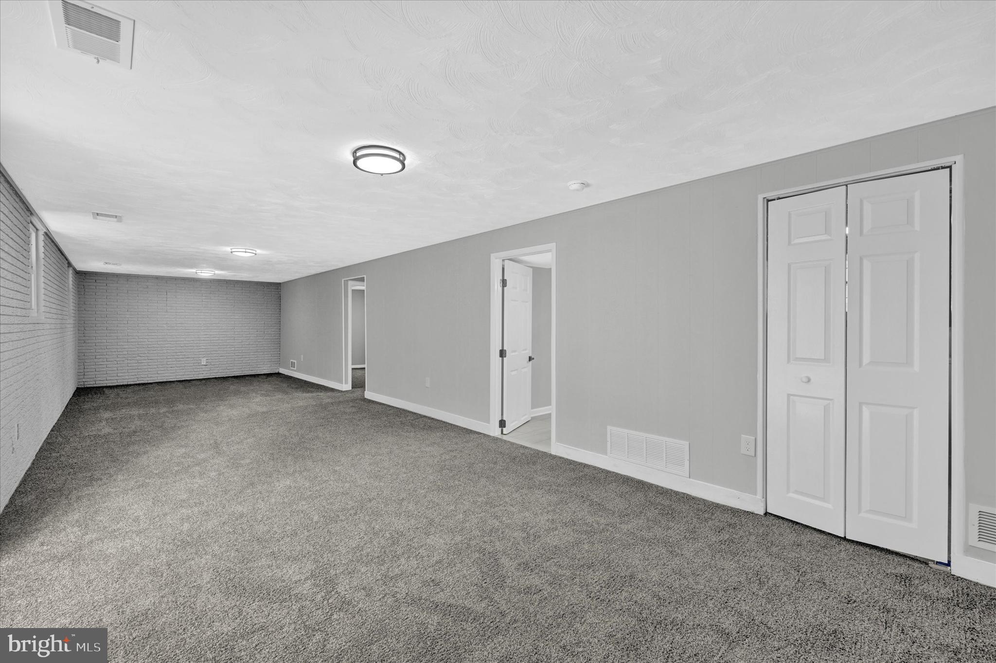 126 Embleton Rd