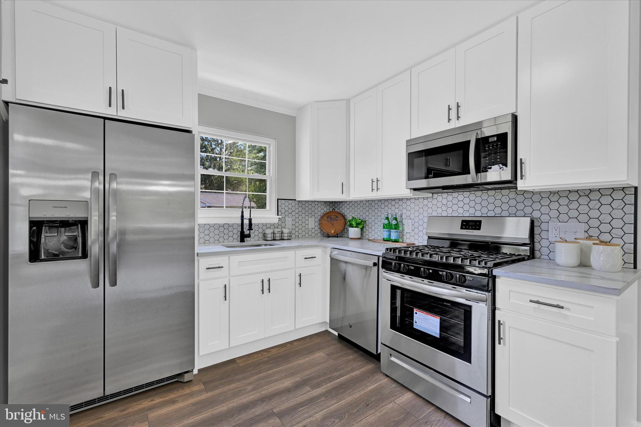 126 Embleton Rd