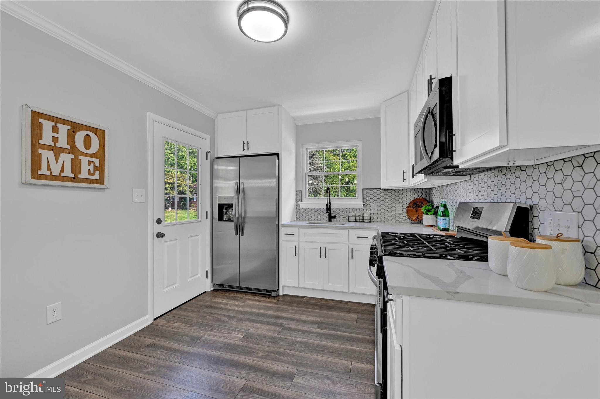 126 Embleton Rd