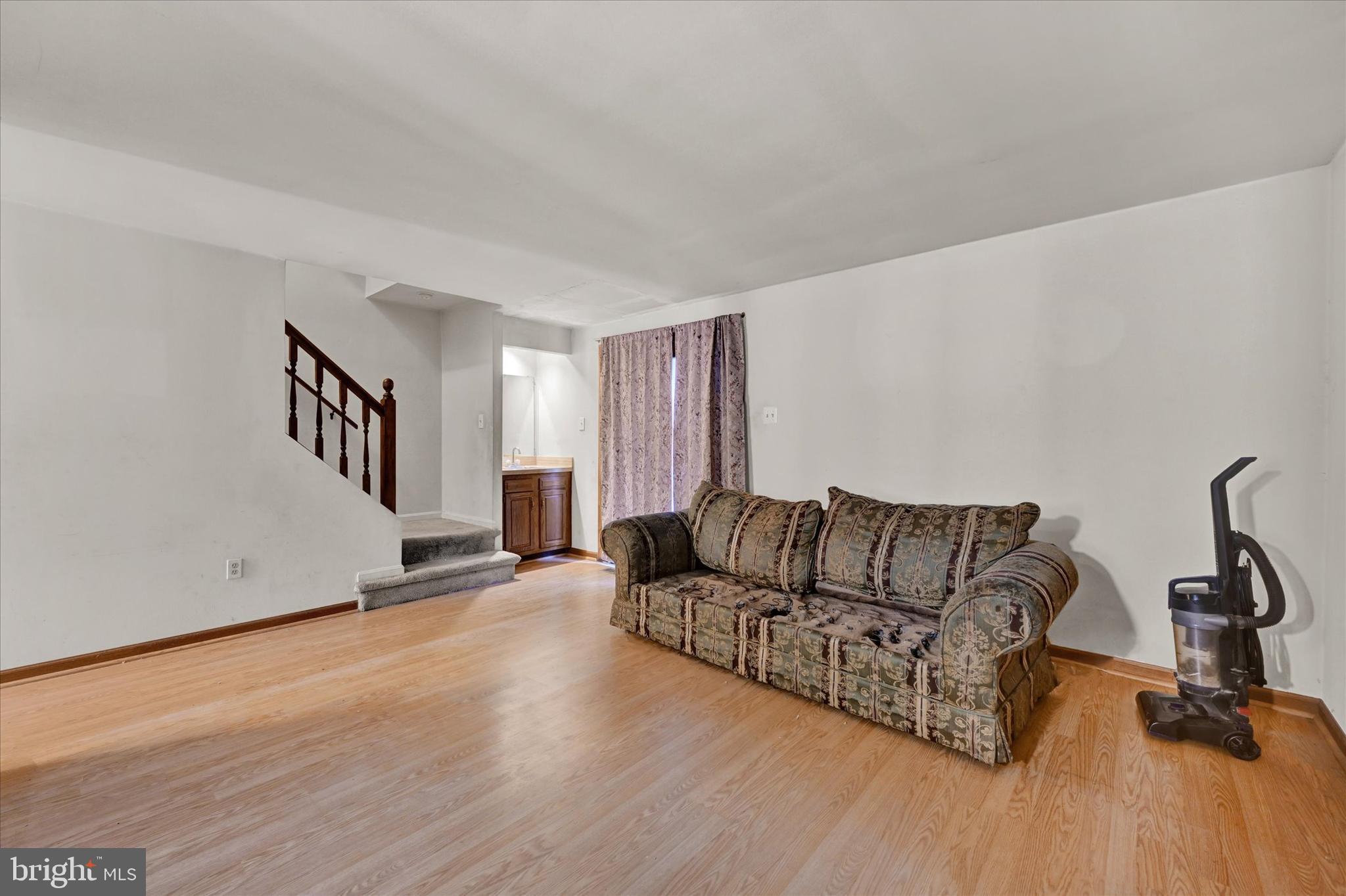 653 Saint Georges Station Rd
