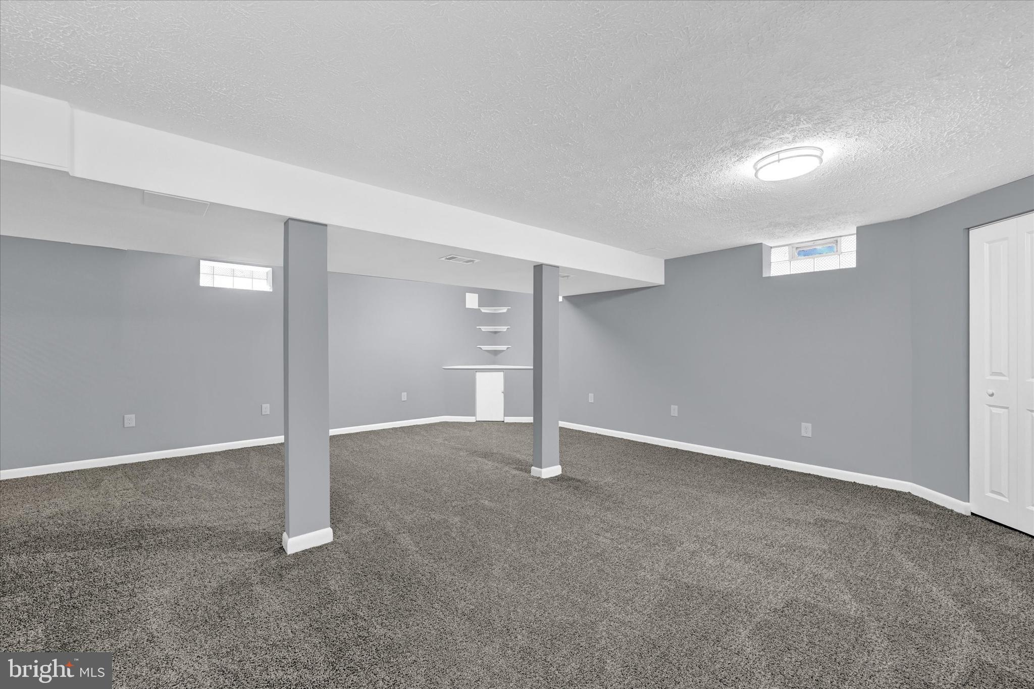 9326 Oak White Rd