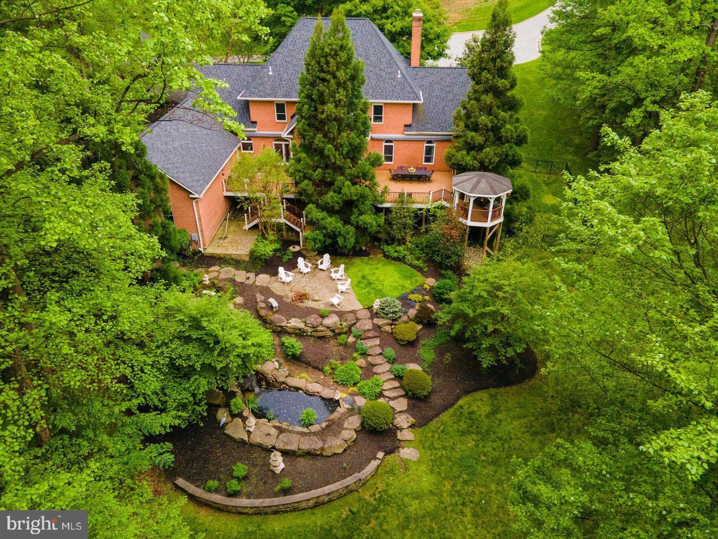7 Padonia Woods Ct