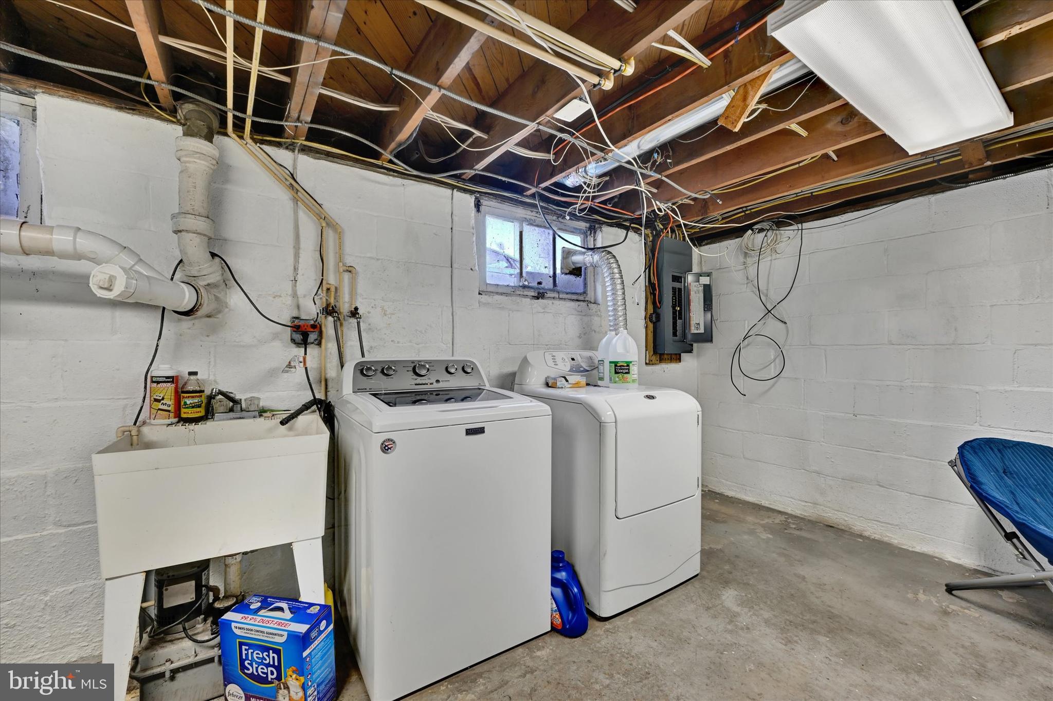 12722 Manor Rd