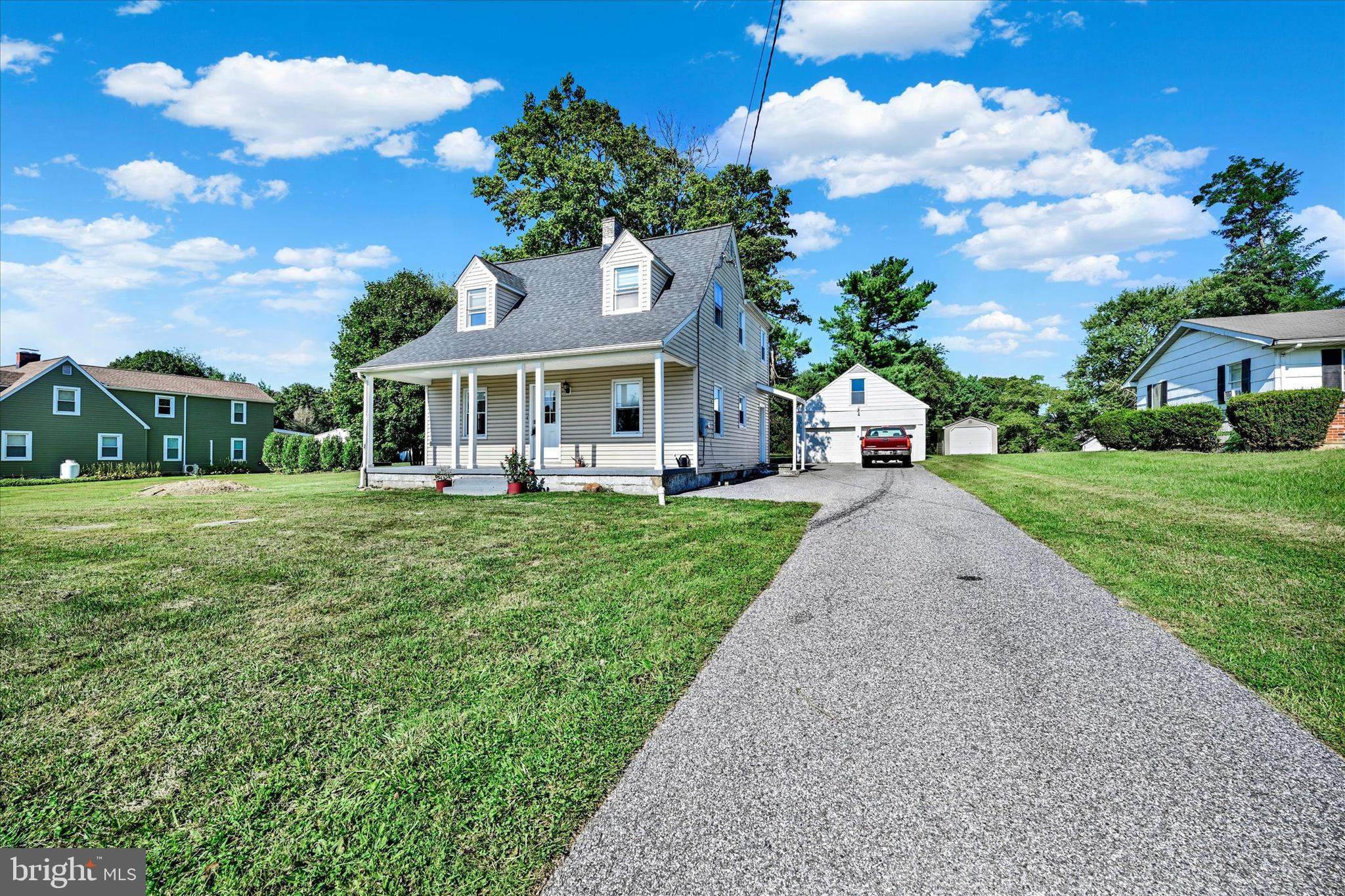 12722 Manor Rd
