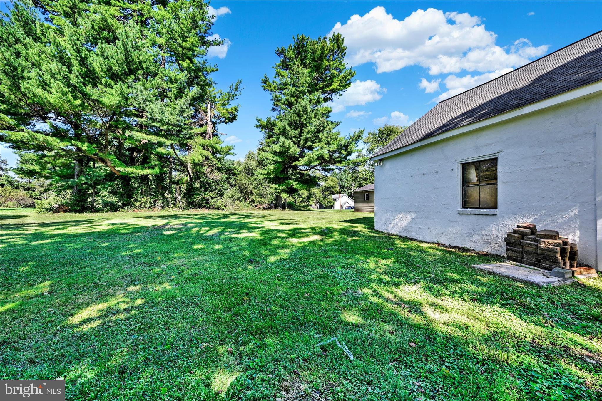 12722 Manor Rd