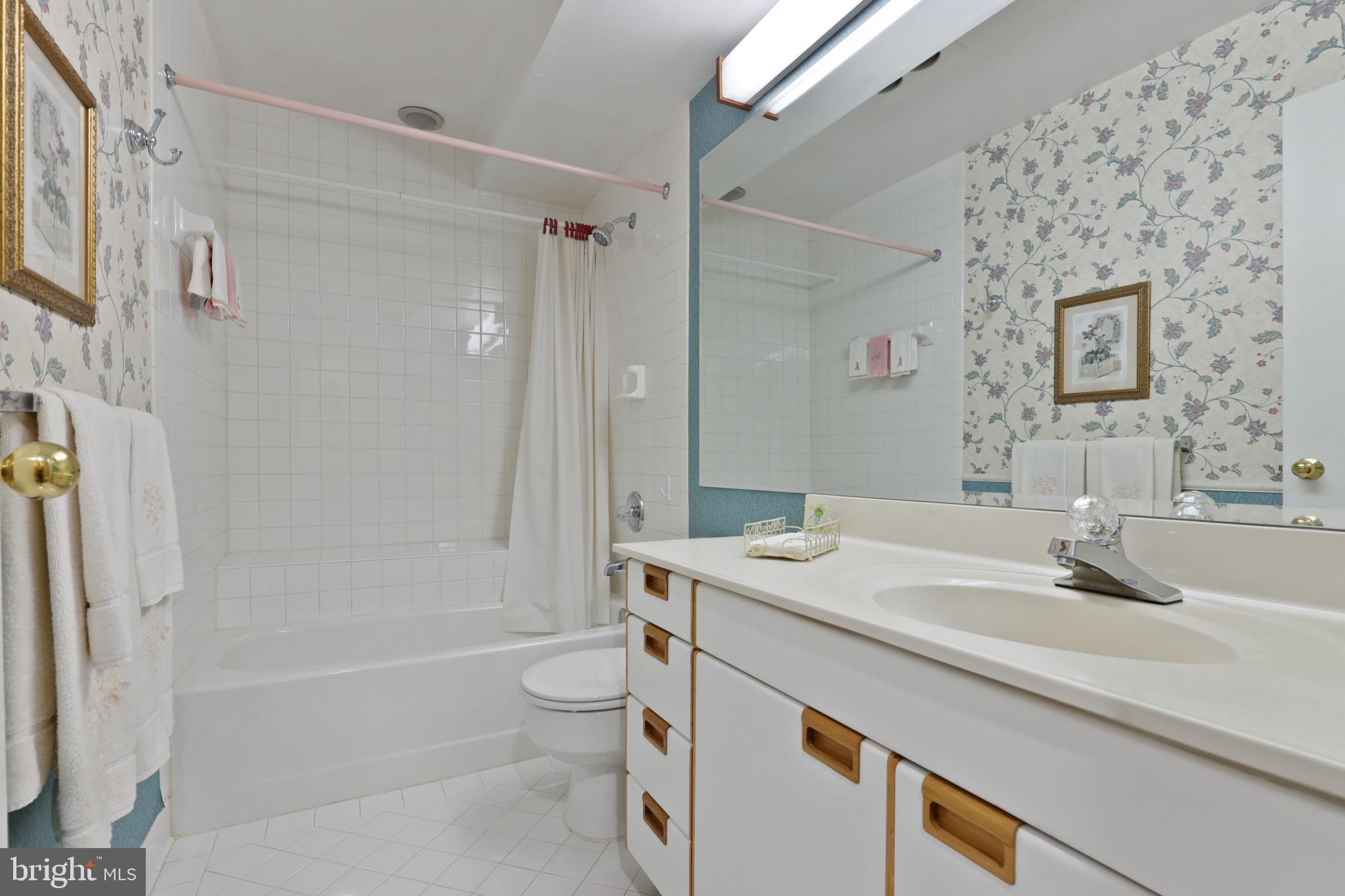 2217-A Woodbox Ln #2217a