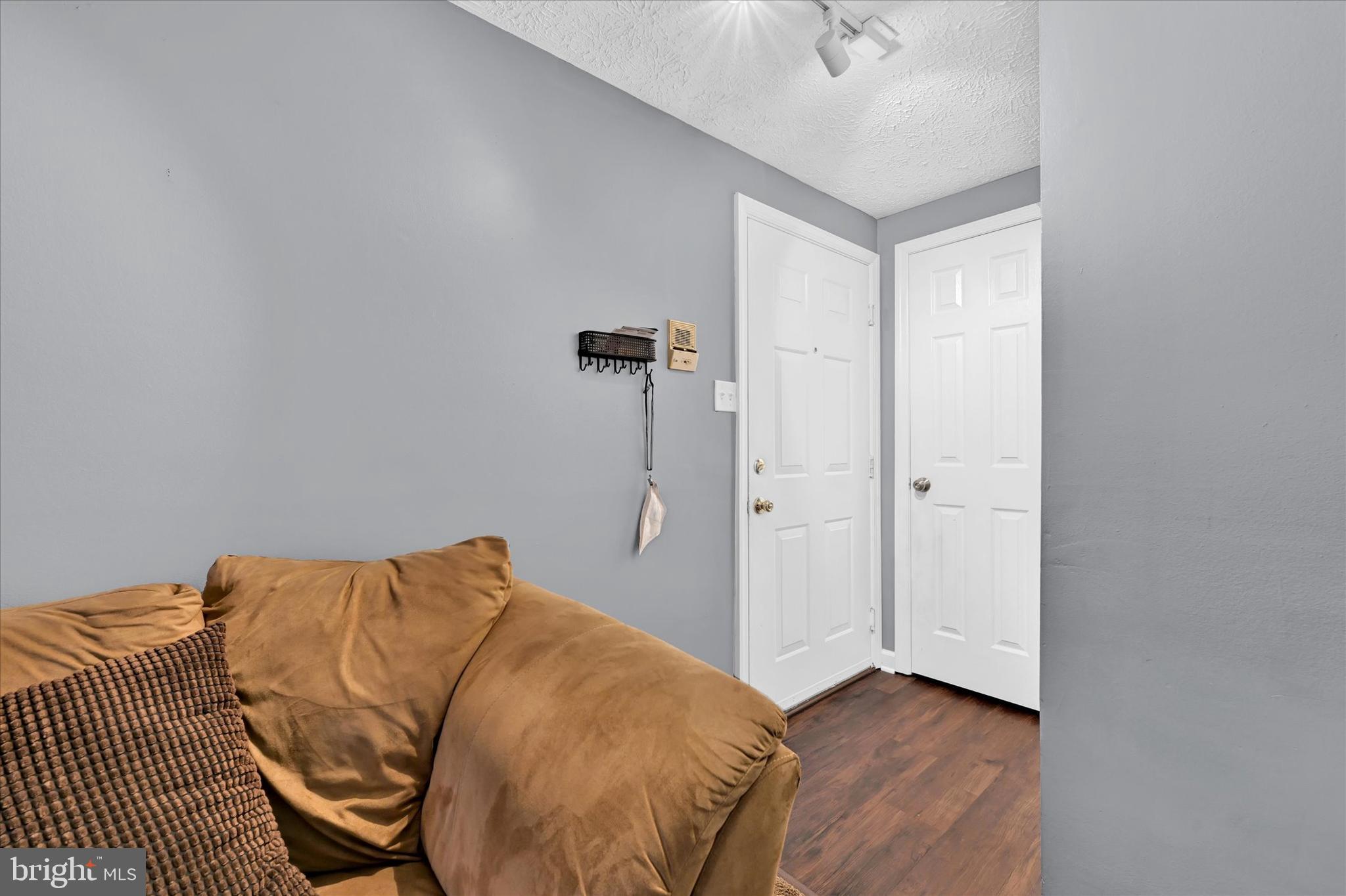 1454 Greenbriar Cir #2-1454