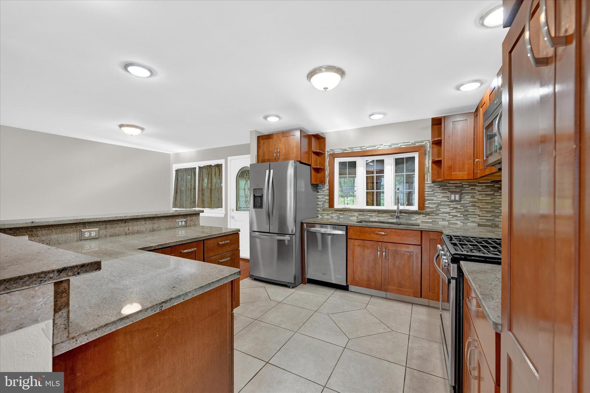 1004 Southwick Ct