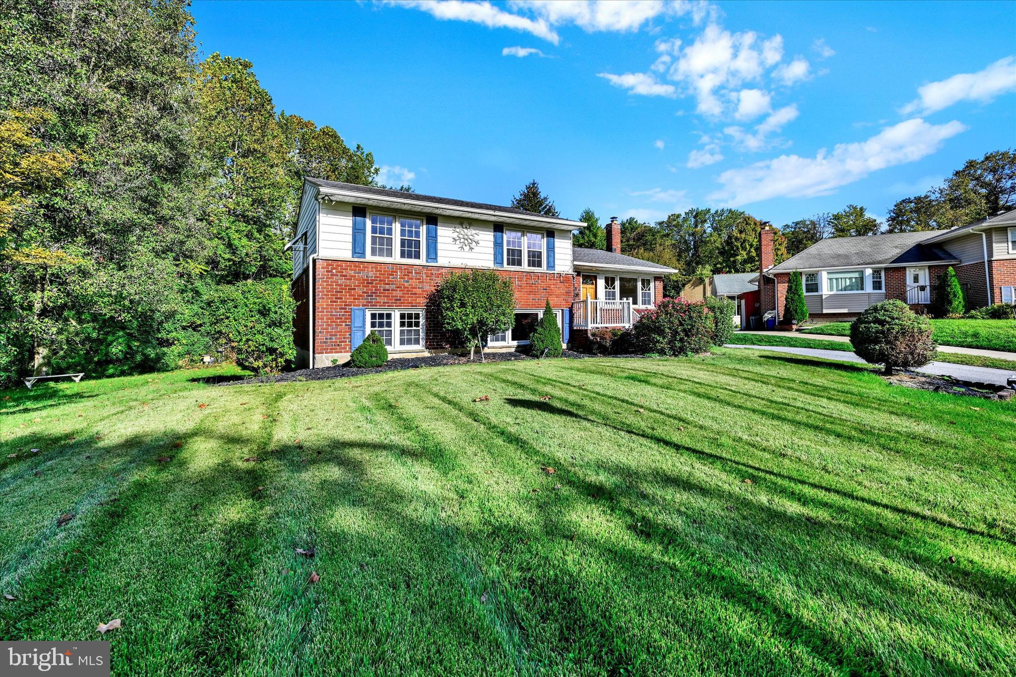 1004 Southwick Ct