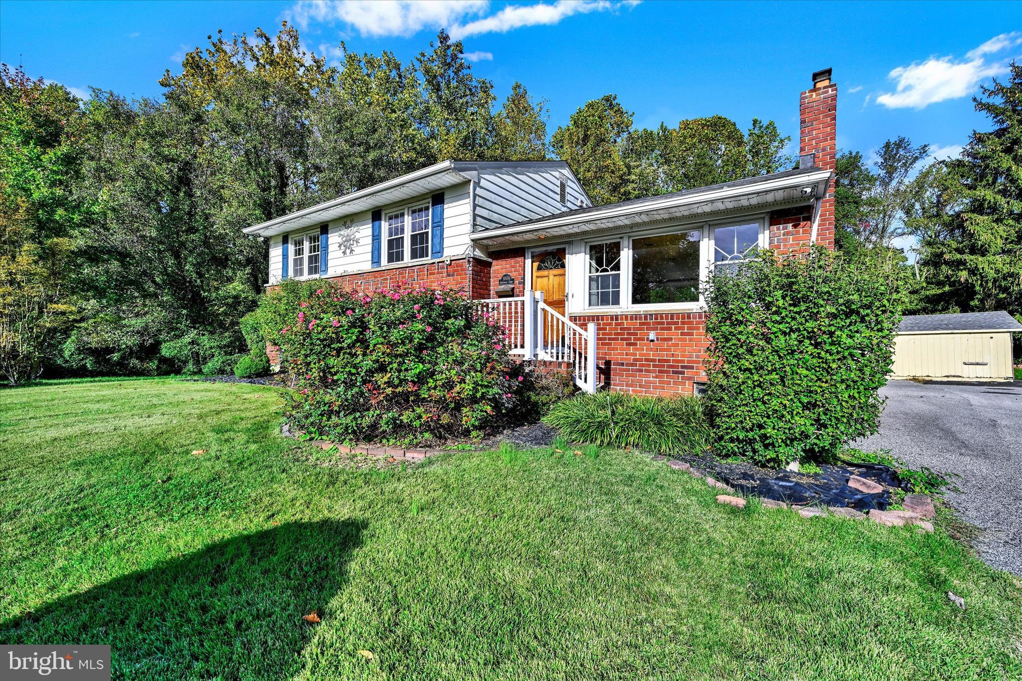 1004 Southwick Ct