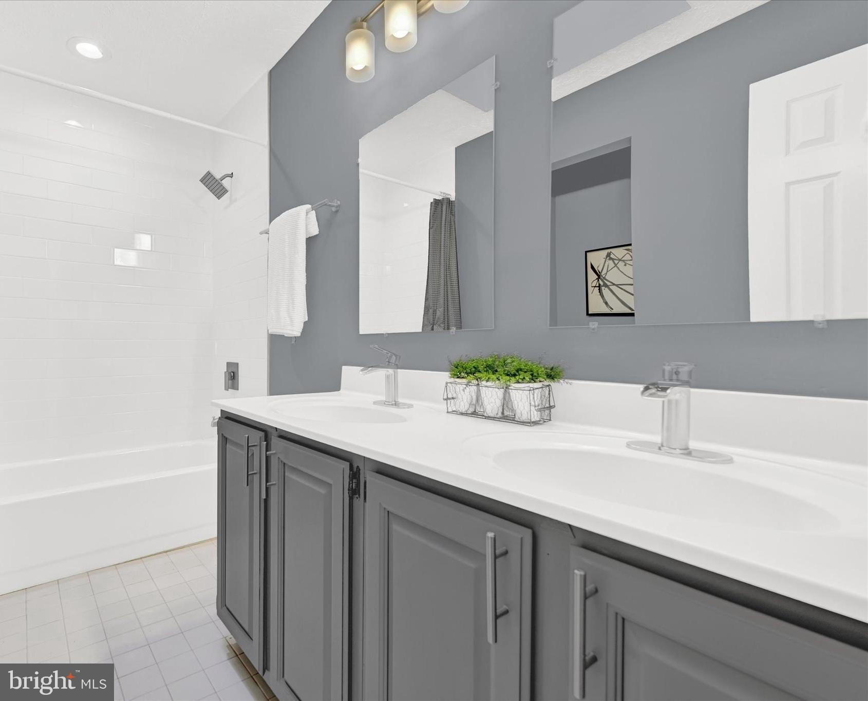 5 Cotswold Ct