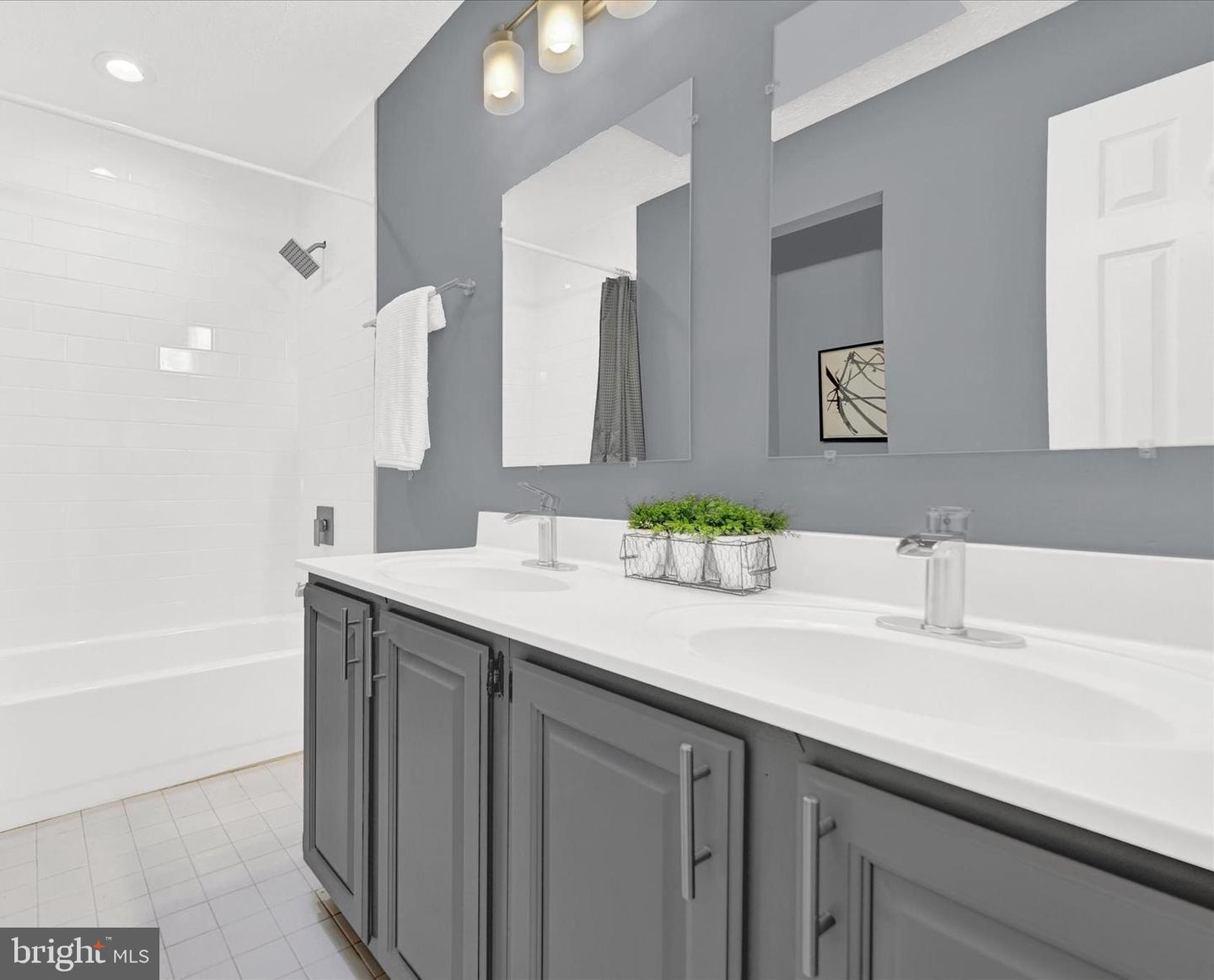 5 Cotswold Ct