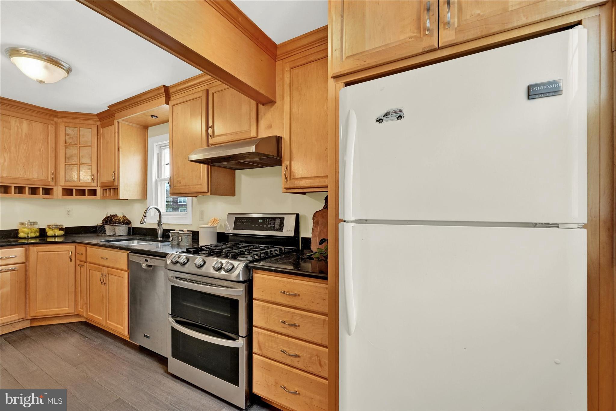 1203 Overbrook Rd