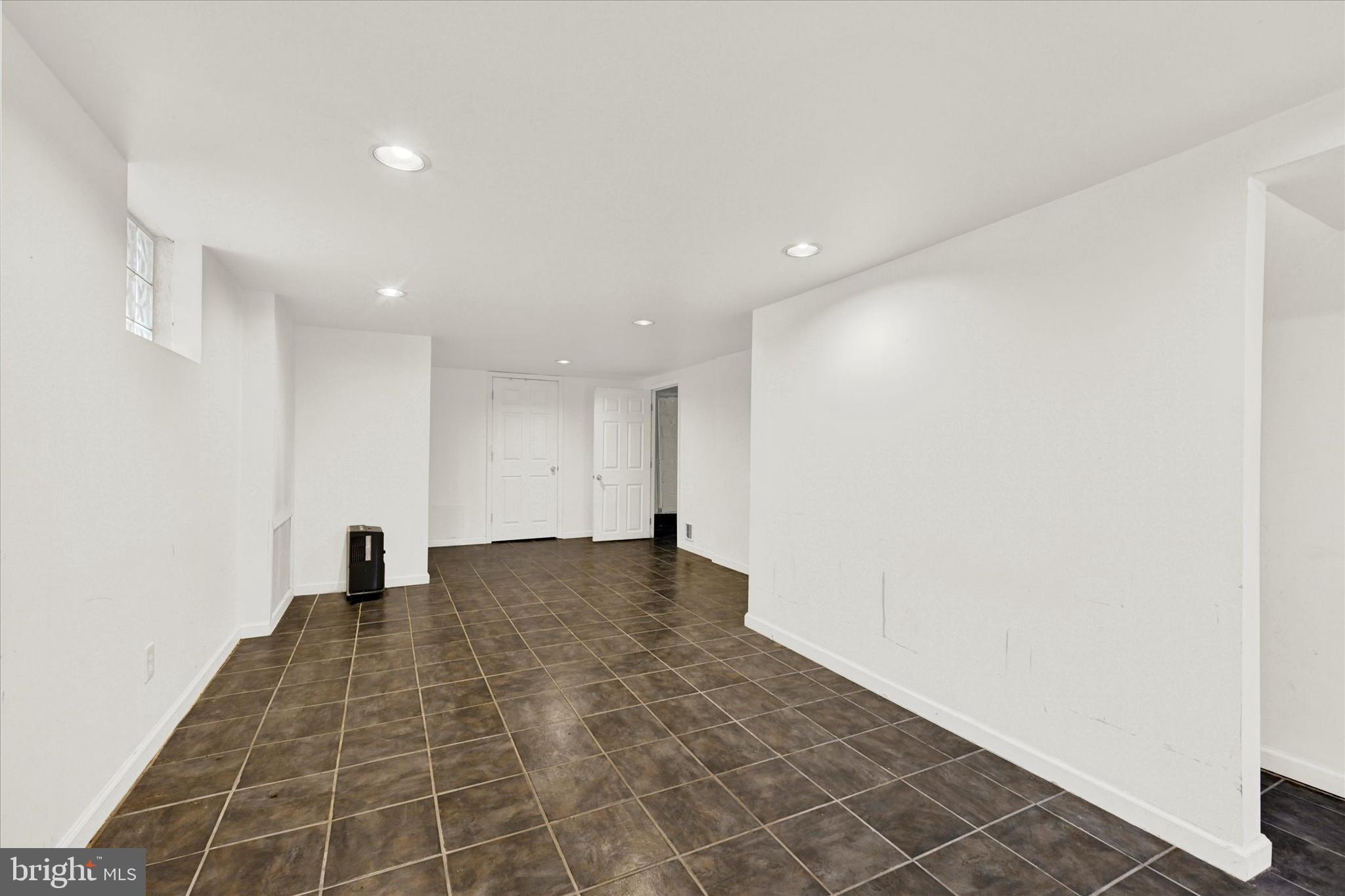 1203 Overbrook Rd