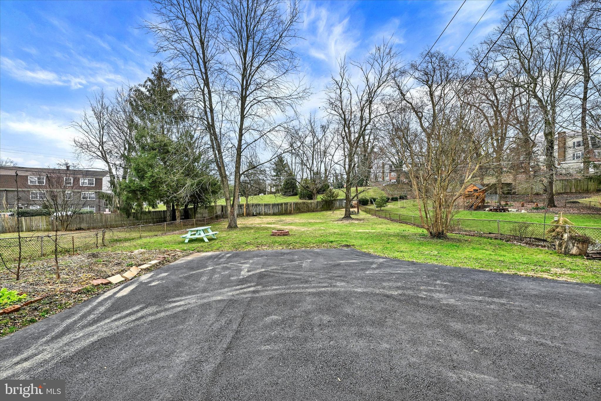 1203 Overbrook Rd