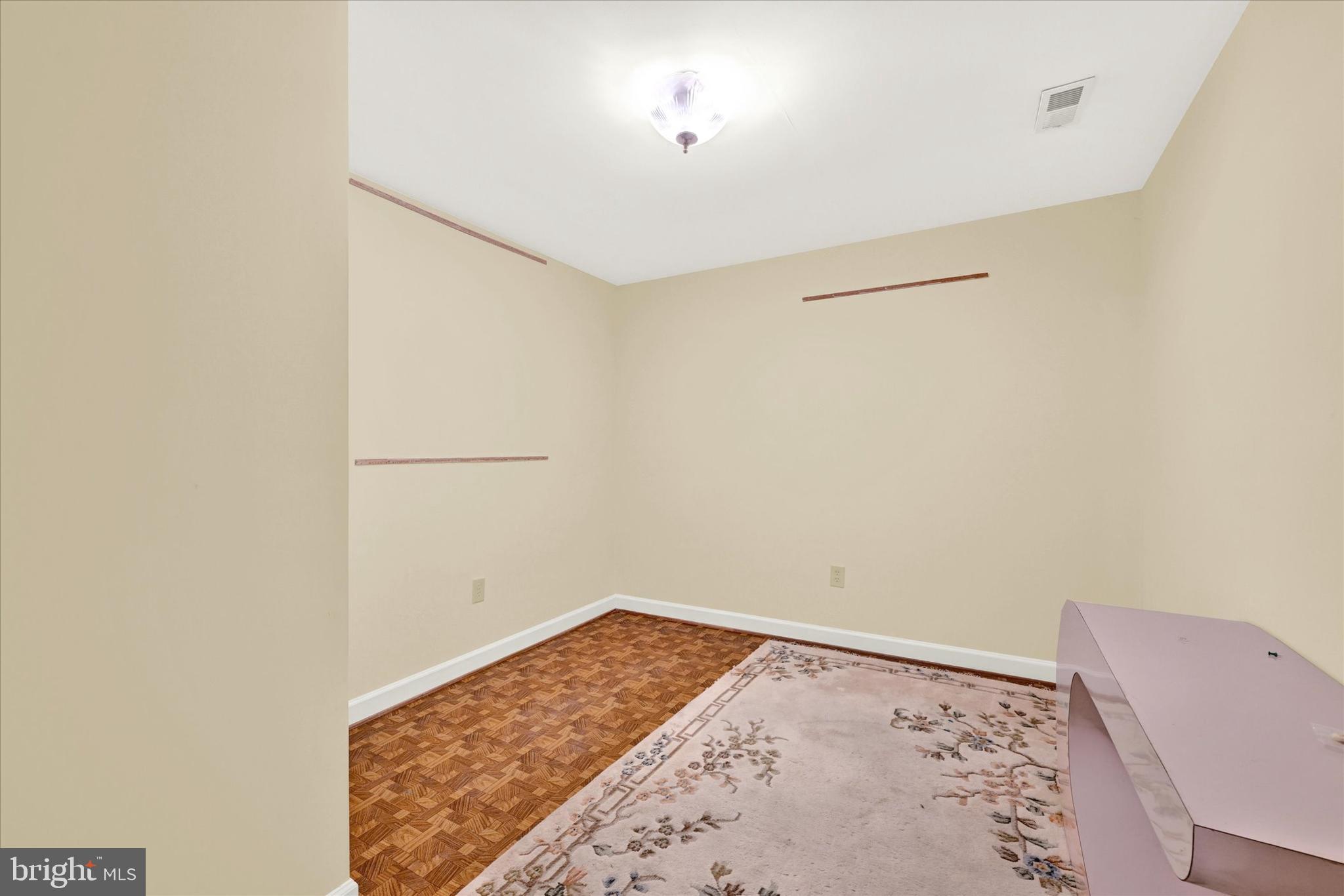 11 Hillchase Ct