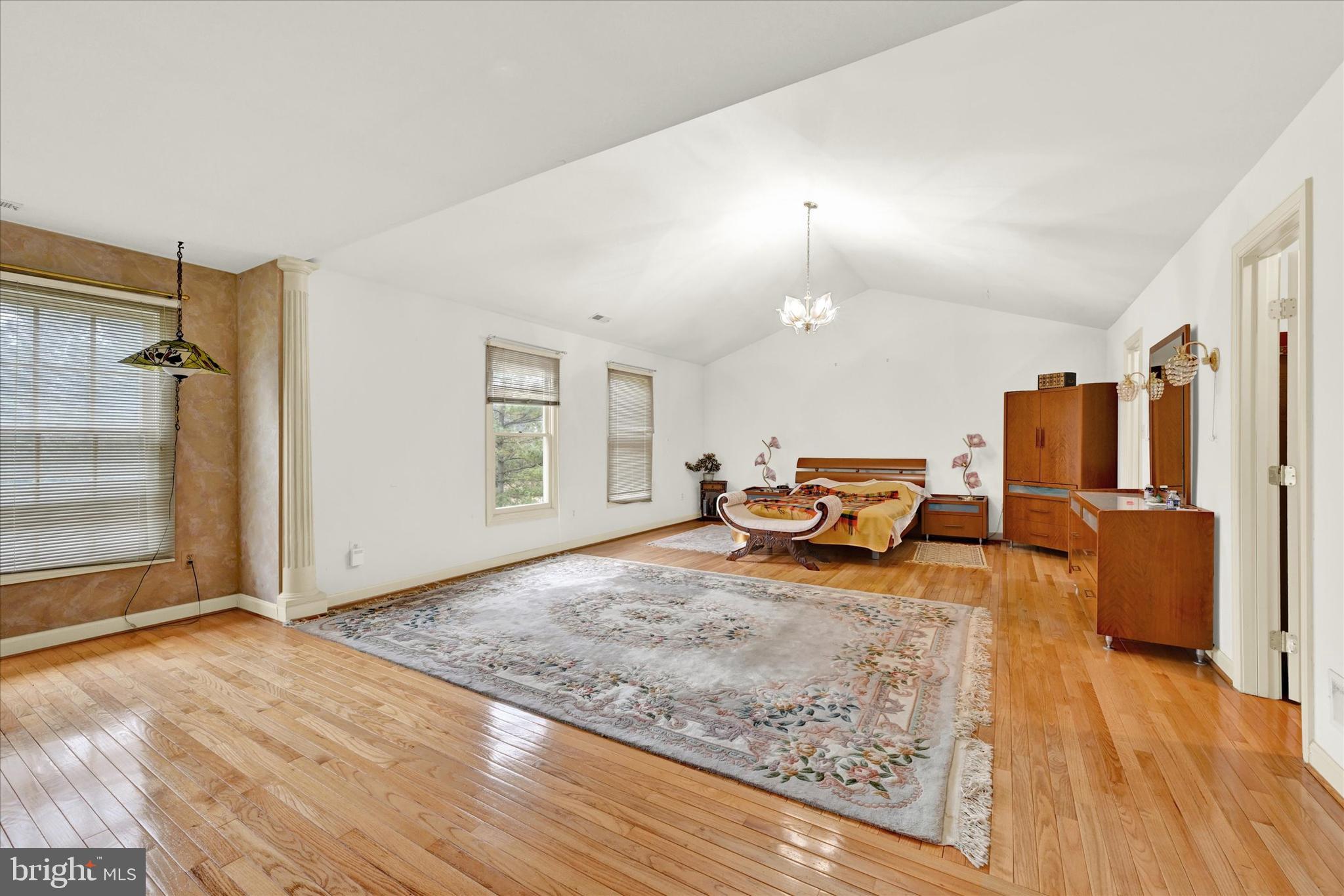 11 Hillchase Ct